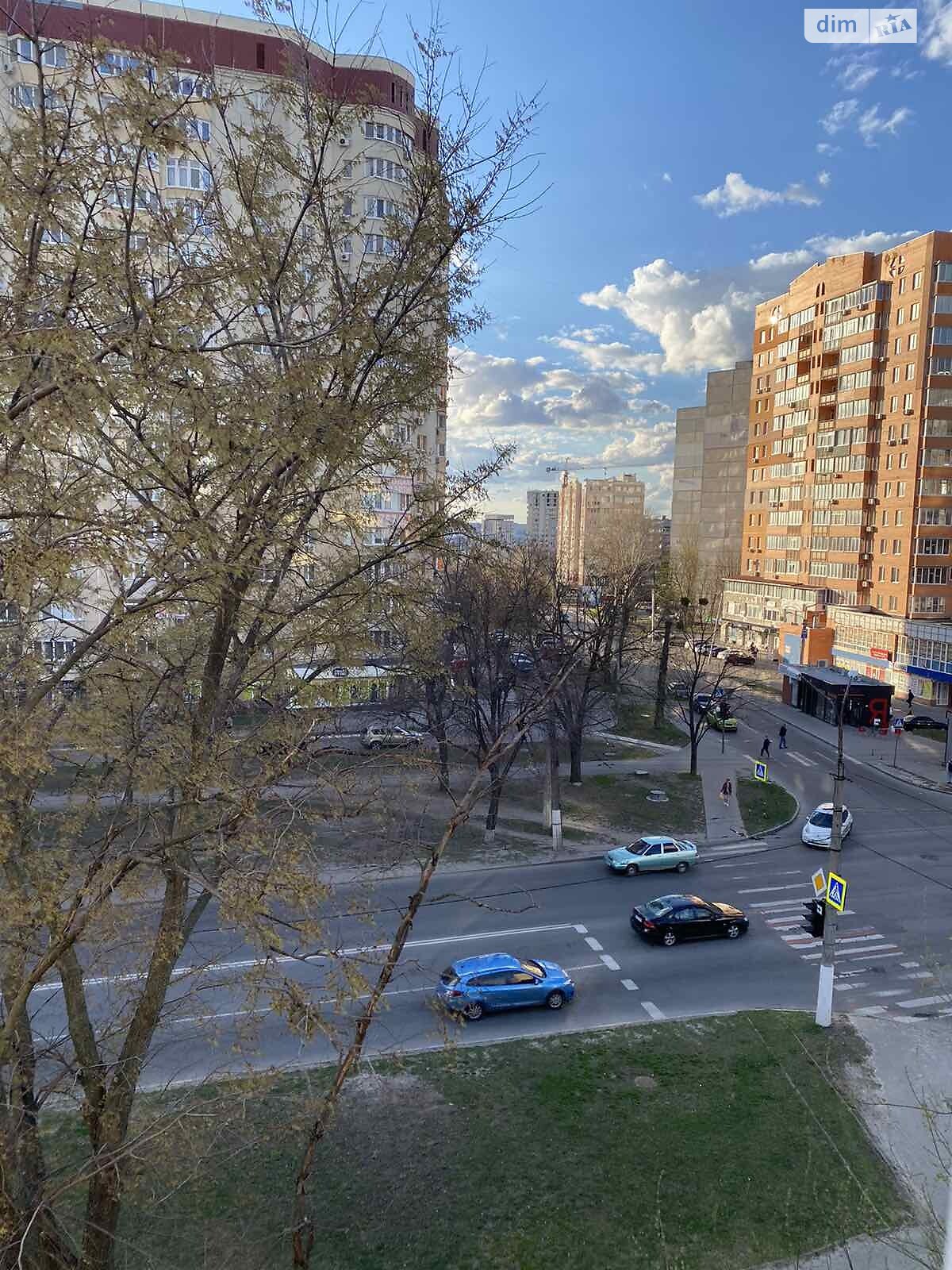 Продаж трикімнатної квартири в Харкові, на вул. Гвардійців-Широнінців 22, район 605-ий мікрорайон фото 1 Продаж трикімнатної квартири в Харкові, на вул. Гвардійців-Широнінців 22, район 605-ий мікрорайон фото 1