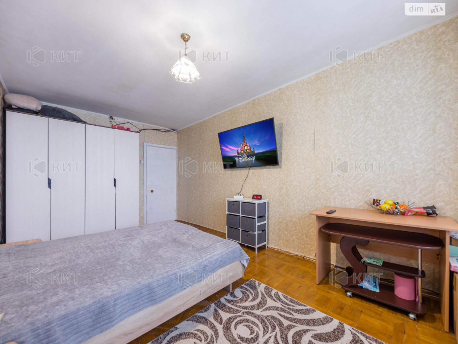 Продажа трехкомнатной квартиры в Харькове, на просп. Тракторостроителей 63, район 605-ый микрорайон фото 1 Продажа трехкомнатной квартиры в Харькове, на просп. Тракторостроителей 63, район 605-ый микрорайон фото 1