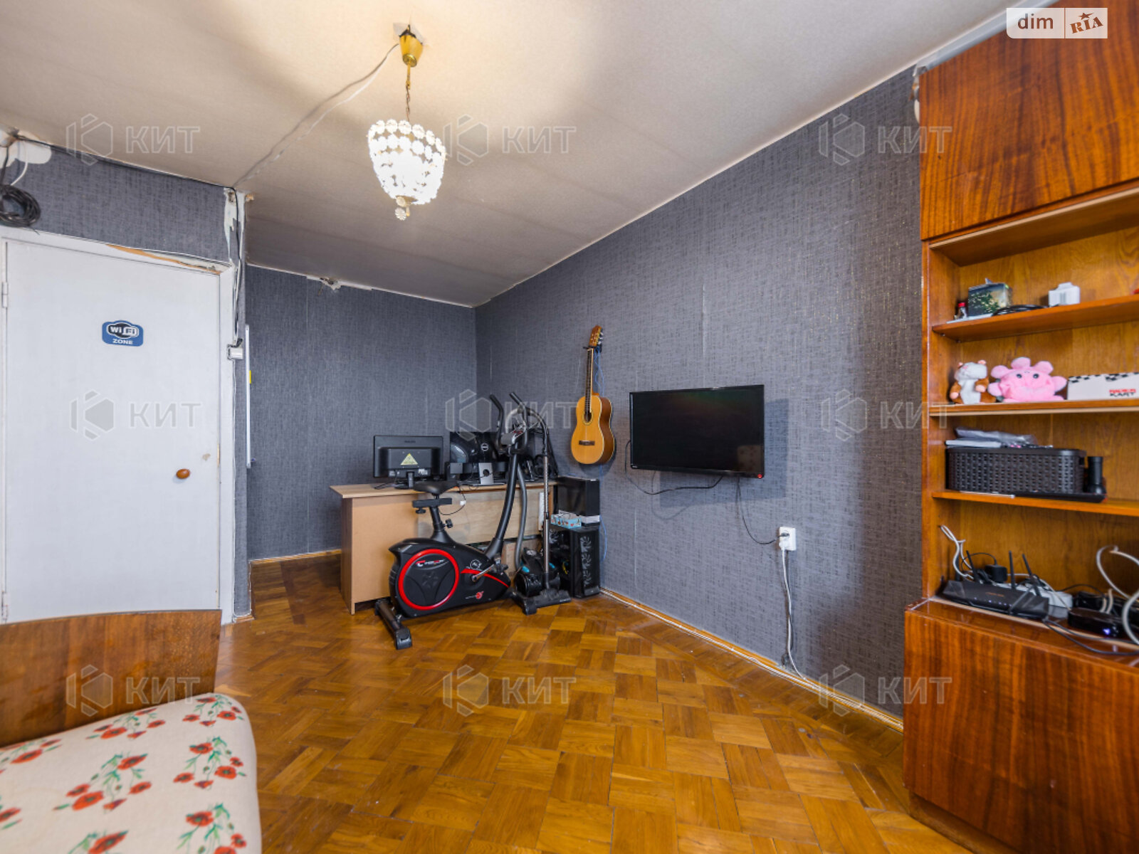 Продажа трехкомнатной квартиры в Харькове, на просп. Тракторостроителей 63, район 605-ый микрорайон фото 1 Продажа трехкомнатной квартиры в Харькове, на просп. Тракторостроителей 63, район 605-ый микрорайон фото 1