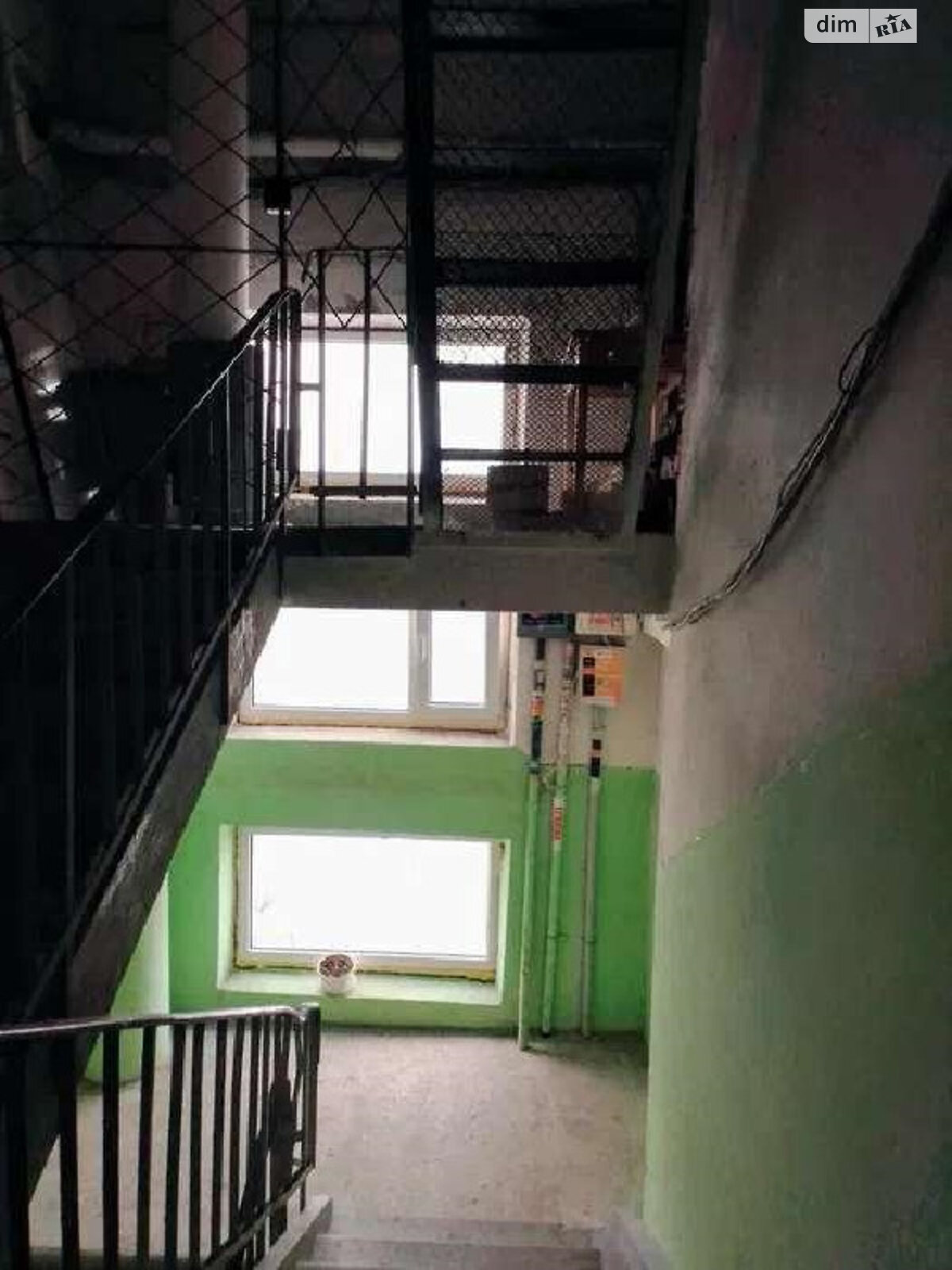 Продажа трехкомнатной квартиры в Харькове, на ул. Валентиновская, район 606-ой микрорайон фото 1 Продажа трехкомнатной квартиры в Харькове, на ул. Валентиновская, район 606-ой микрорайон фото 1