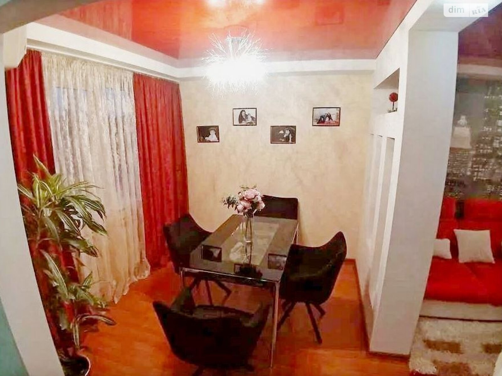 Продажа трехкомнатной квартиры в Харькове, на ул. Светлая 3, район 606-ой микрорайон фото 1 Продажа трехкомнатной квартиры в Харькове, на ул. Светлая 3, район 606-ой микрорайон фото 1