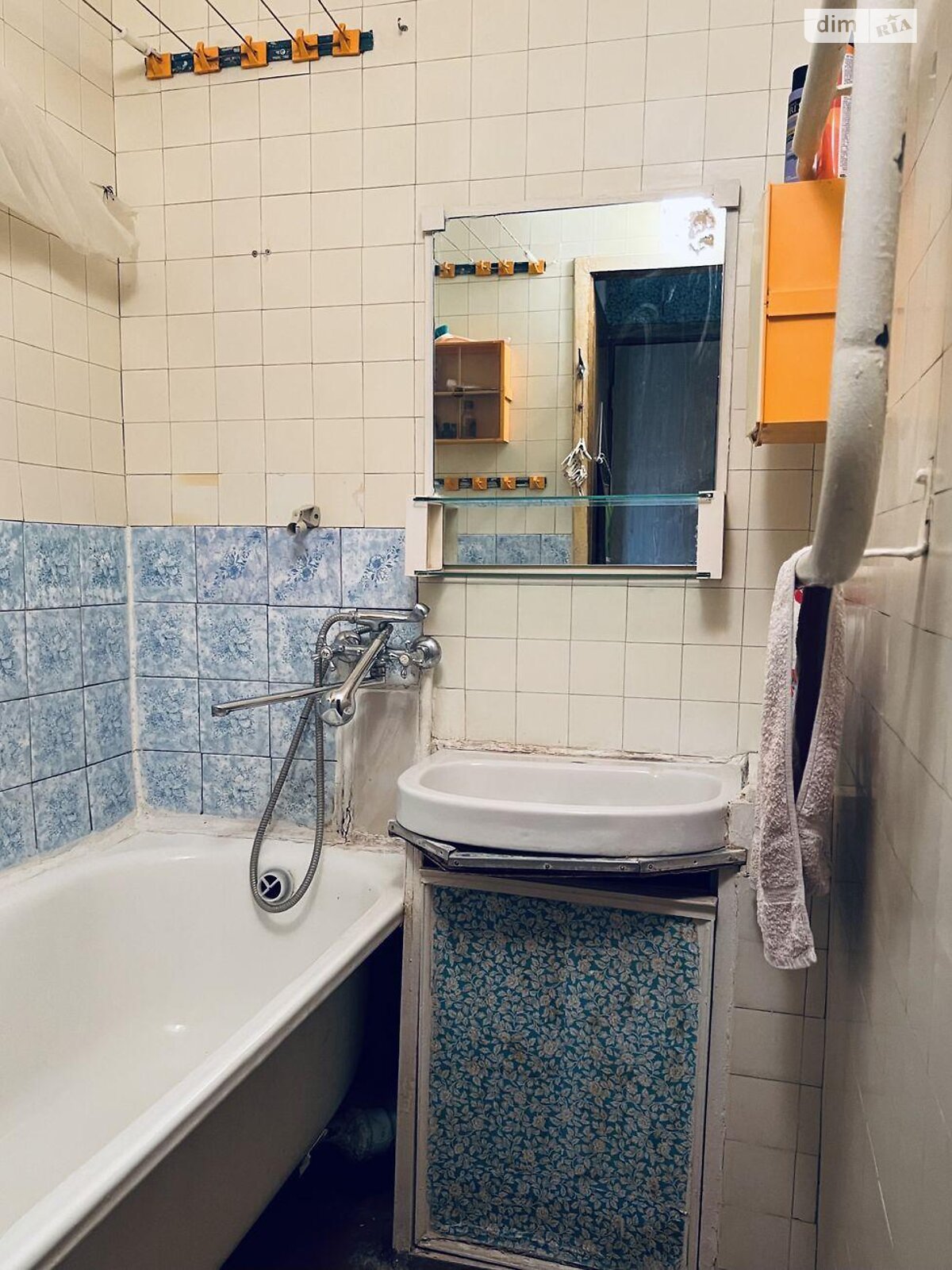 Продаж однокімнатної квартири в Харкові, на просп. Тракторобудівників, район 606-ий мікрорайон фото 1 Продаж однокімнатної квартири в Харкові, на просп. Тракторобудівників, район 606-ий мікрорайон фото 1