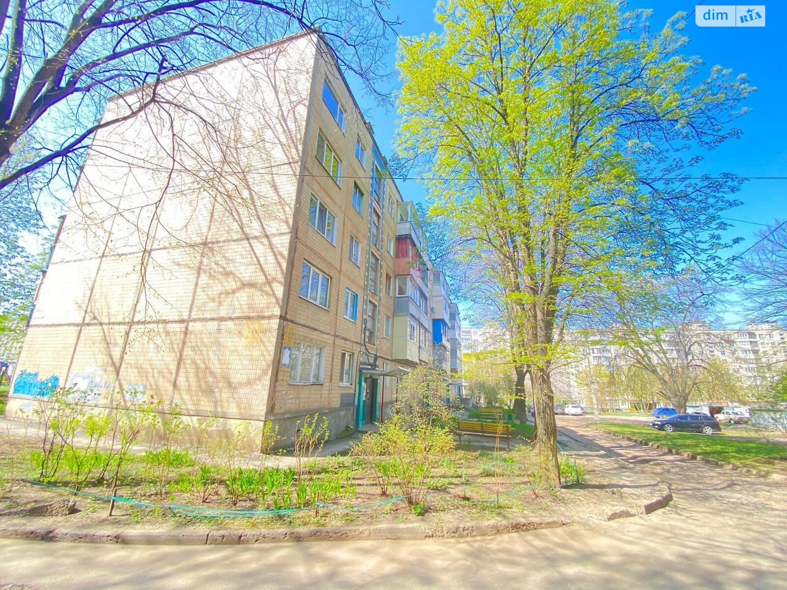 Продаж трикімнатної квартири в Харкові, на вул. Гвардійців-Широнінців 44Б, район 607-ий мікрорайон фото 1