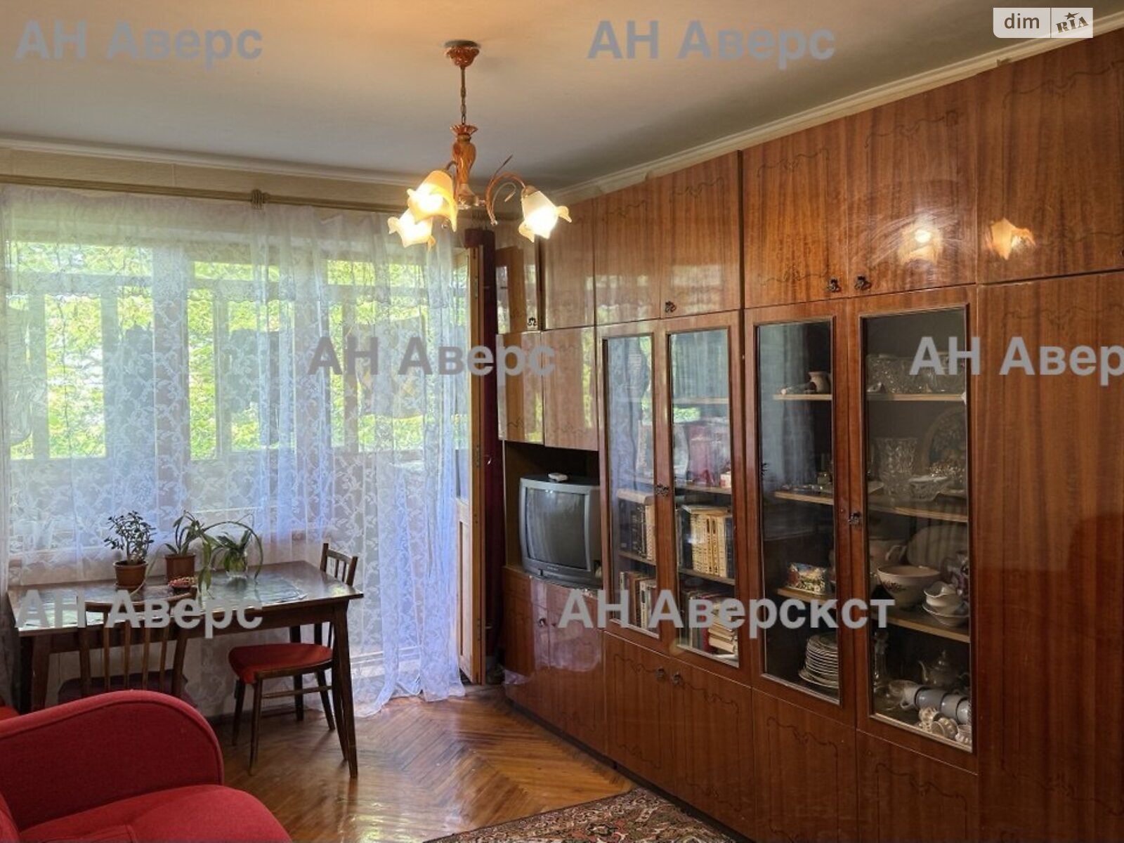 Продажа двухкомнатной квартиры в Харькове, на просп. Тракторостроителей 89А, район 607-ой микрорайон фото 1 Продажа двухкомнатной квартиры в Харькове, на просп. Тракторостроителей 89А, район 607-ой микрорайон фото 1