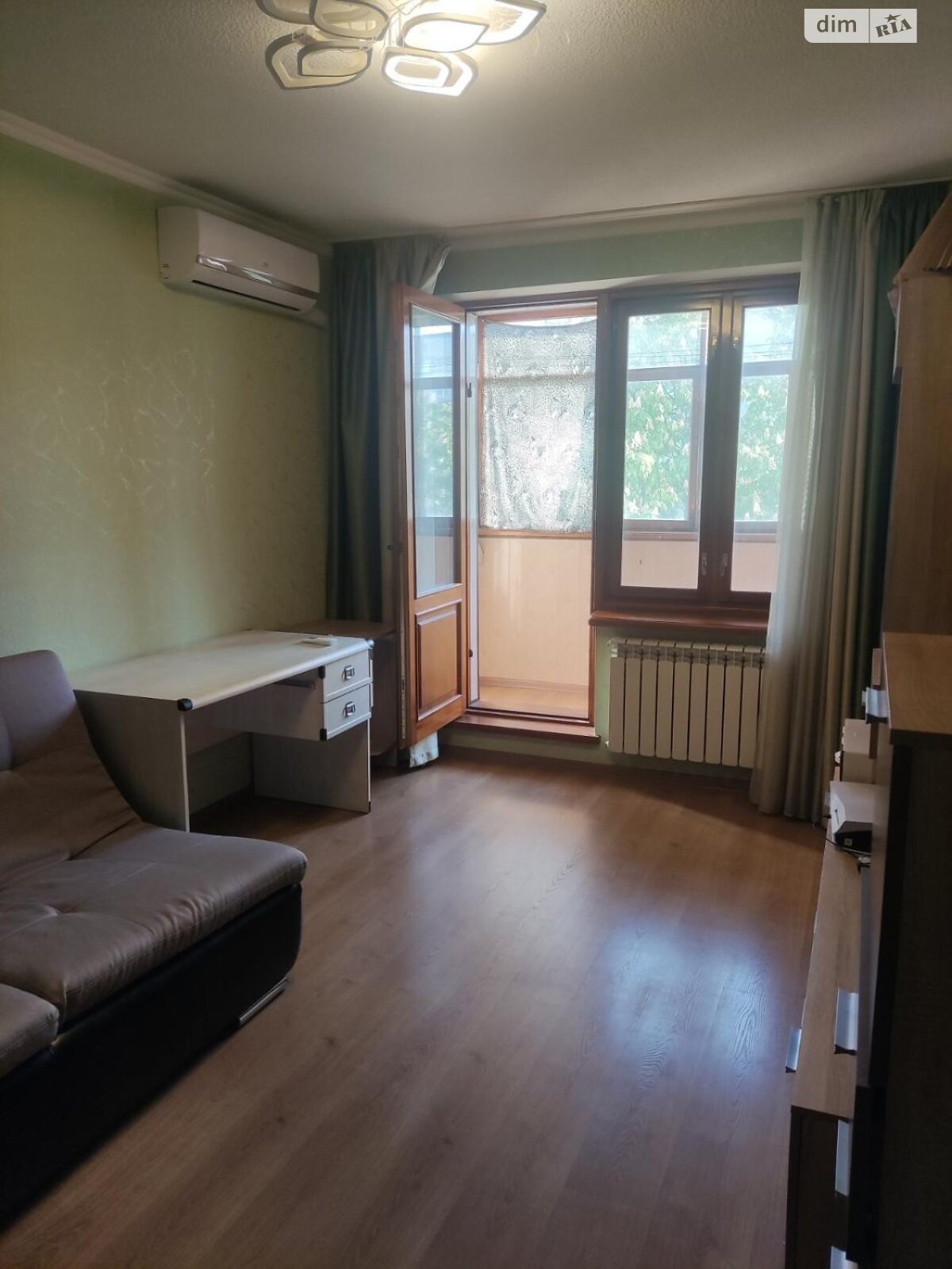 Продажа трехкомнатной квартиры в Харькове, на ул. Валентиновская, район 608-й микрорайон фото 1 Продажа трехкомнатной квартиры в Харькове, на ул. Валентиновская, район 608-й микрорайон фото 1