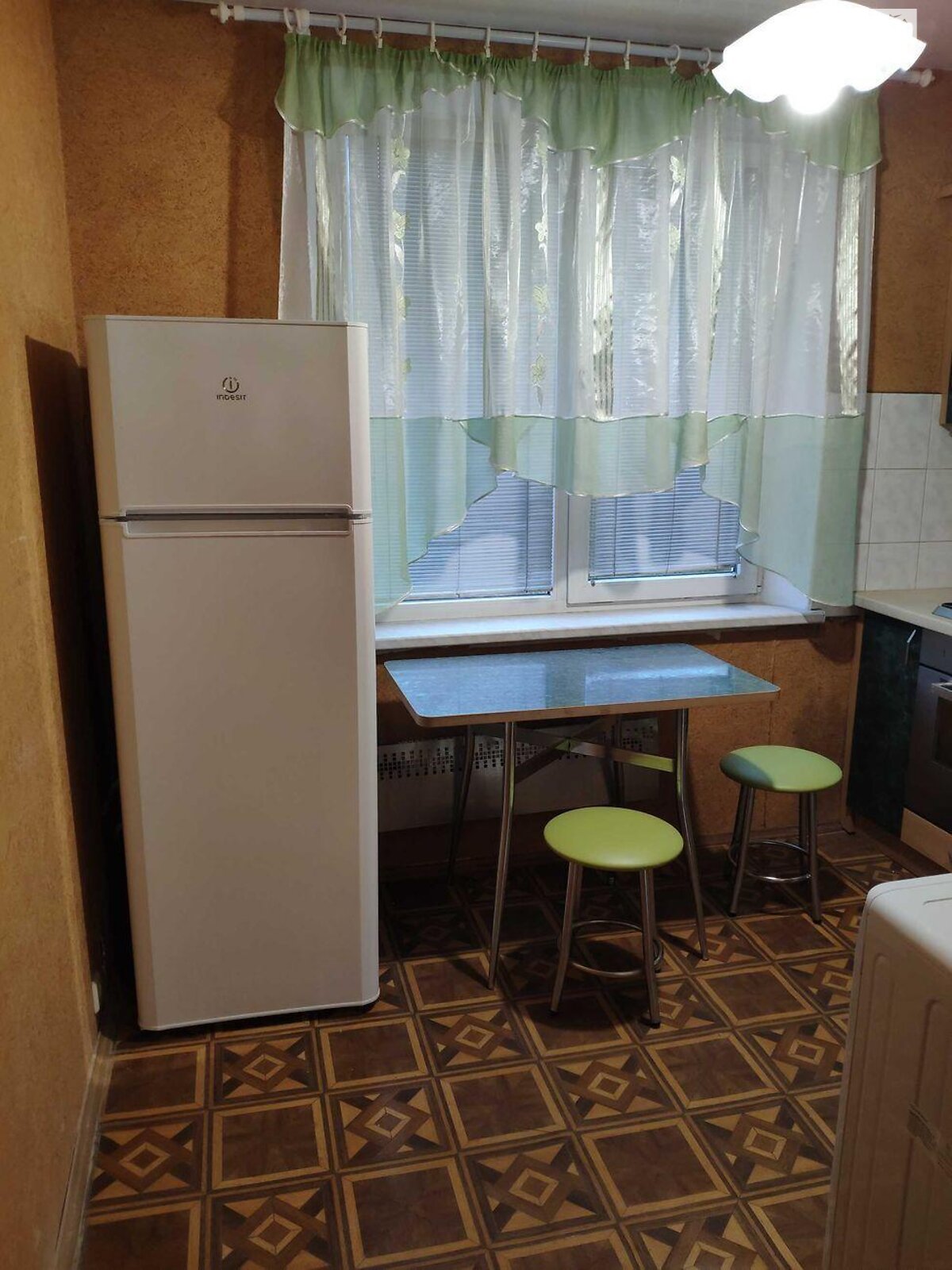 Продажа однокомнатной квартиры в Харькове, на ул. Гвардейцев-Широнинцев, район 608-й микрорайон фото 1 Продажа однокомнатной квартиры в Харькове, на ул. Гвардейцев-Широнинцев, район 608-й микрорайон фото 1