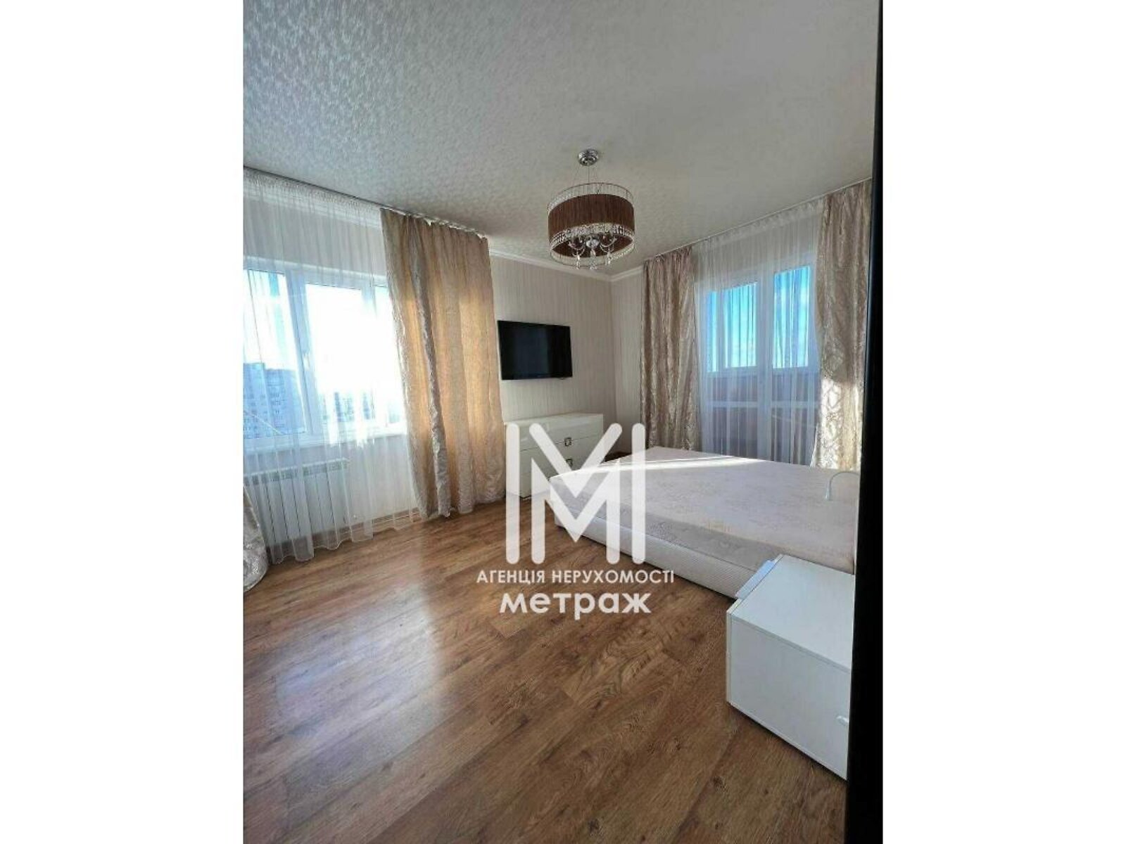 Продаж трикімнатної квартири в Харкові, на вул. Академіка Павлова 142Б, район 608-ий мікрорайон фото 1