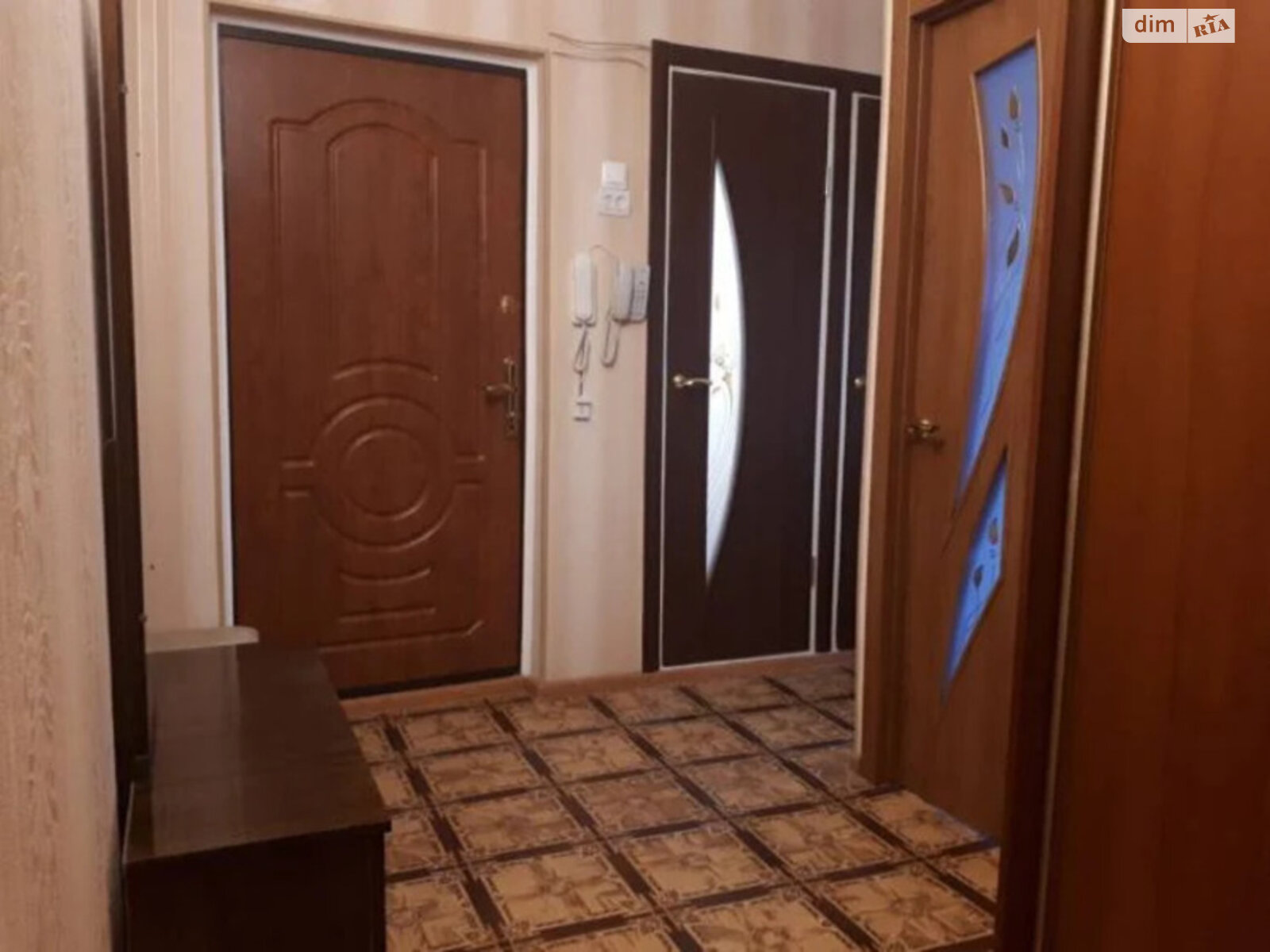 Продажа трехкомнатной квартиры в Харькове, на ул. Амосова 5, район 624-ый микрорайон фото 1 Продажа трехкомнатной квартиры в Харькове, на ул. Амосова 5, район 624-ый микрорайон фото 1