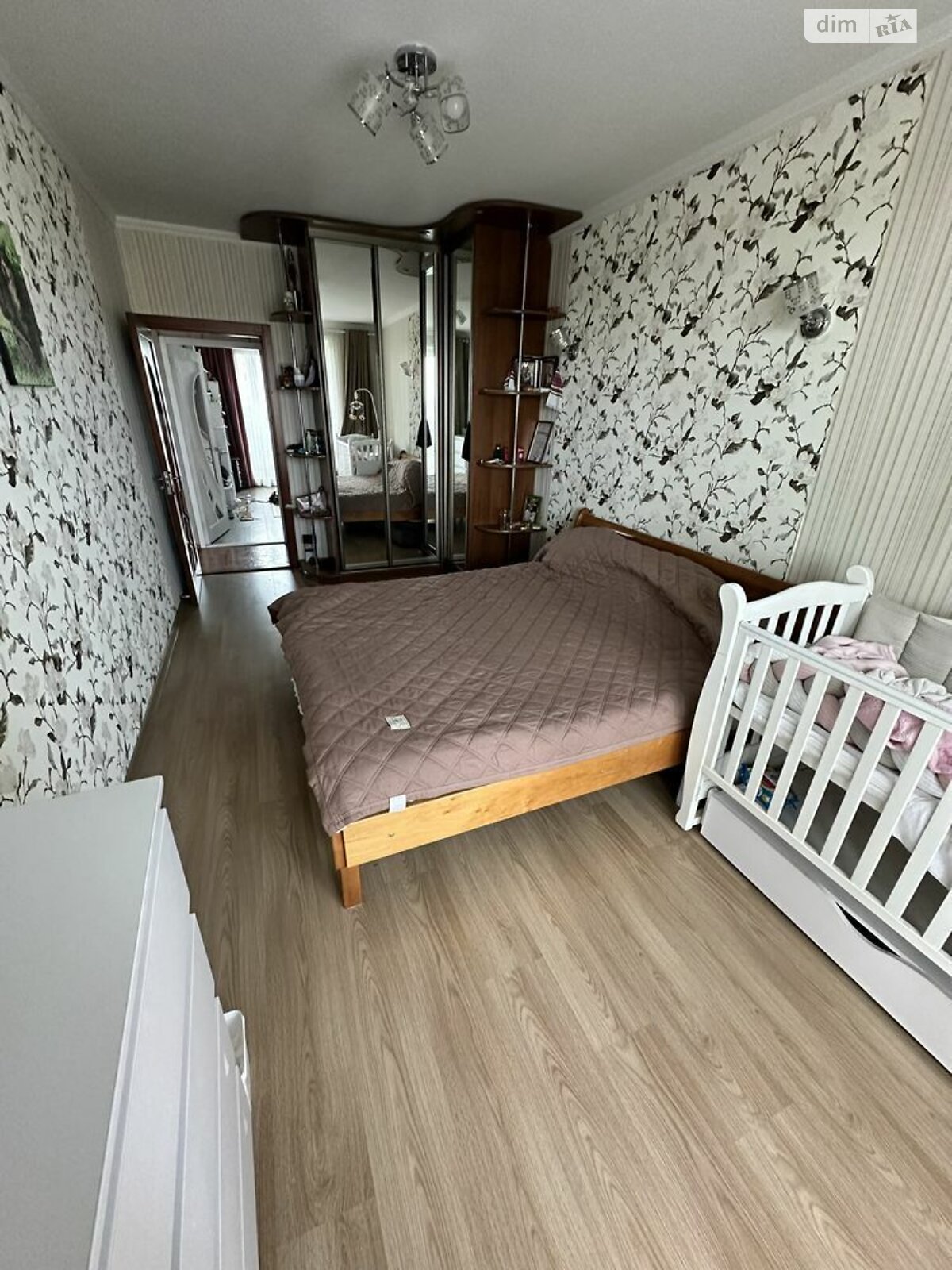 Продаж трикімнатної квартири в Харкові, на вул. Амосова 5, кв. 60, район 624-ий мікрорайон фото 1 Продаж трикімнатної квартири в Харкові, на вул. Амосова 5, кв. 60, район 624-ий мікрорайон фото 1