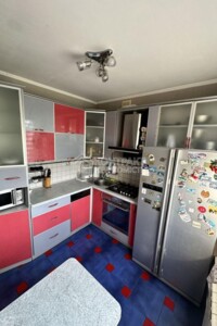 Продаж трикімнатної квартири в Харкові, на вул. Амосова 5, район 624-ий мікрорайон фото 2 Продаж трикімнатної квартири в Харкові, на вул. Амосова 5, район 624-ий мікрорайон фото 2