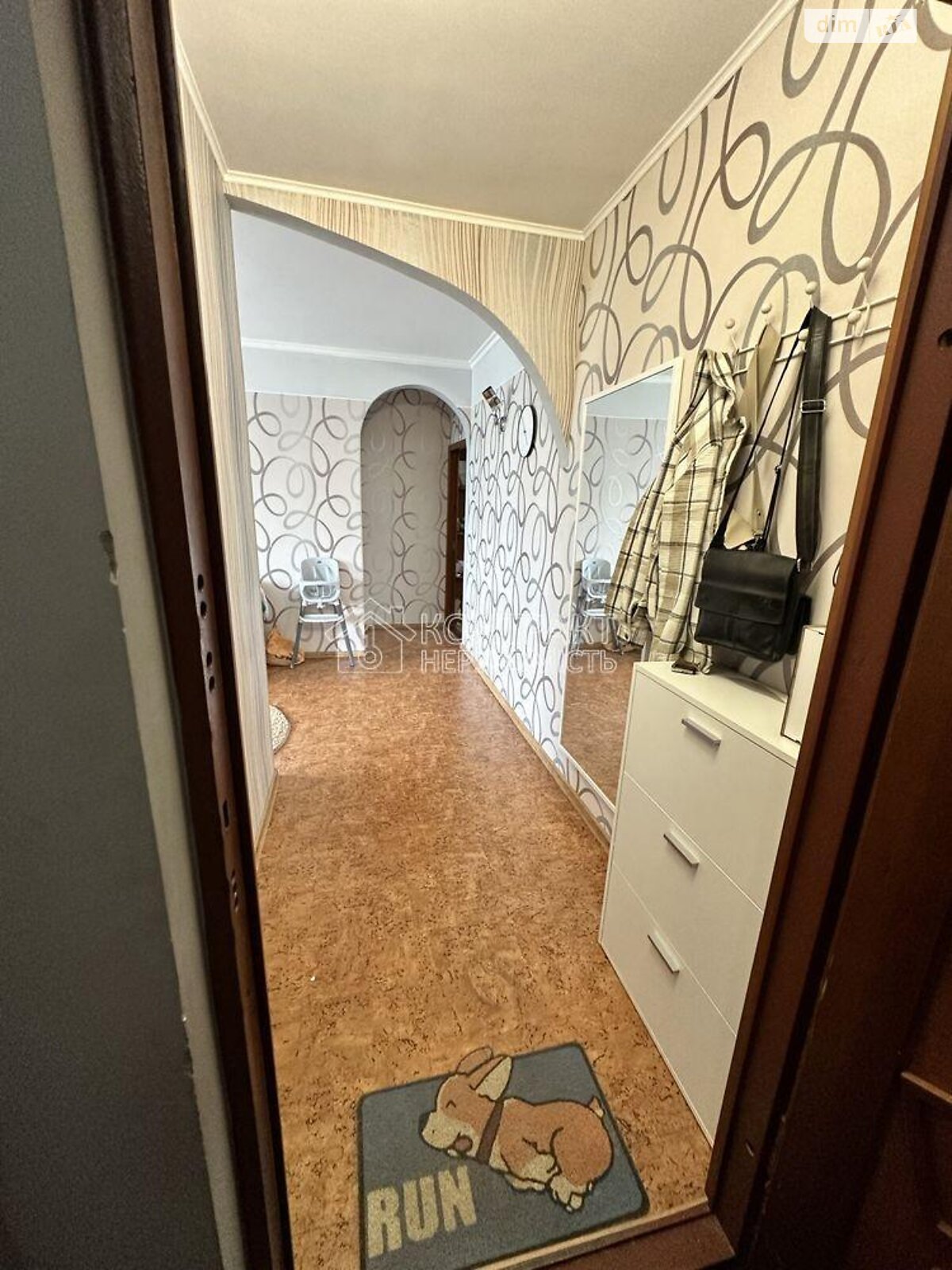 Продаж трикімнатної квартири в Харкові, на вул. Амосова 5, район 624-ий мікрорайон фото 1 Продаж трикімнатної квартири в Харкові, на вул. Амосова 5, район 624-ий мікрорайон фото 1