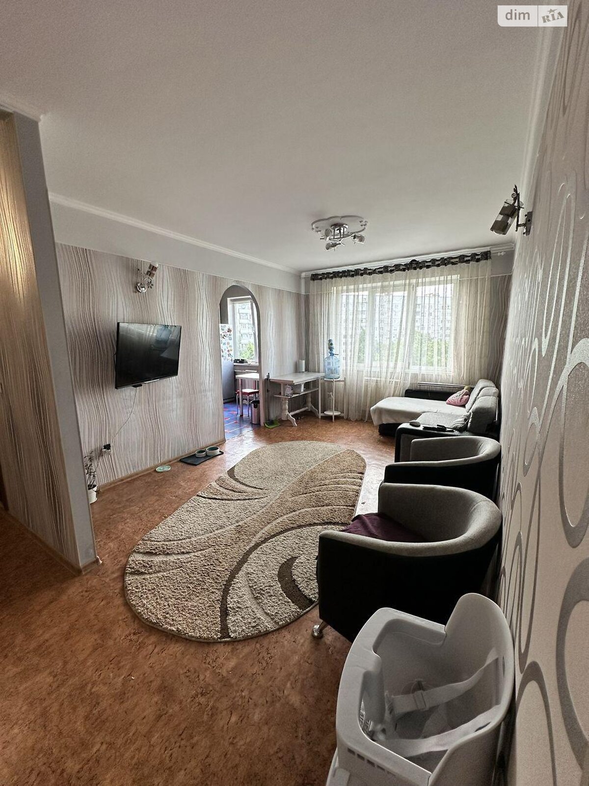 Продажа трехкомнатной квартиры в Харькове, на ул. Амосова 5, район 624-ый микрорайон фото 1 Продажа трехкомнатной квартиры в Харькове, на ул. Амосова 5, район 624-ый микрорайон фото 1