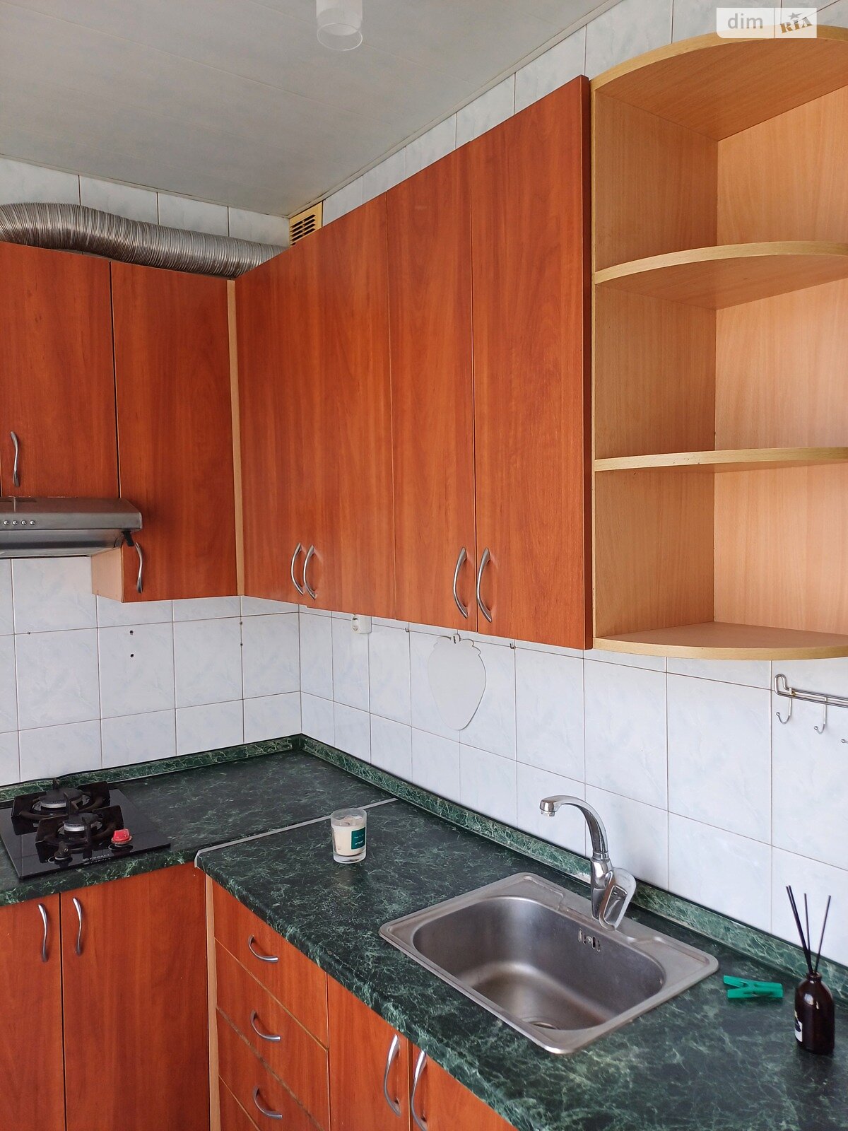 Продажа однокомнатной квартиры в Харькове, на шоссе Салтовское 242Б, район 624-ый микрорайон фото 1 Продажа однокомнатной квартиры в Харькове, на шоссе Салтовское 242Б, район 624-ый микрорайон фото 1