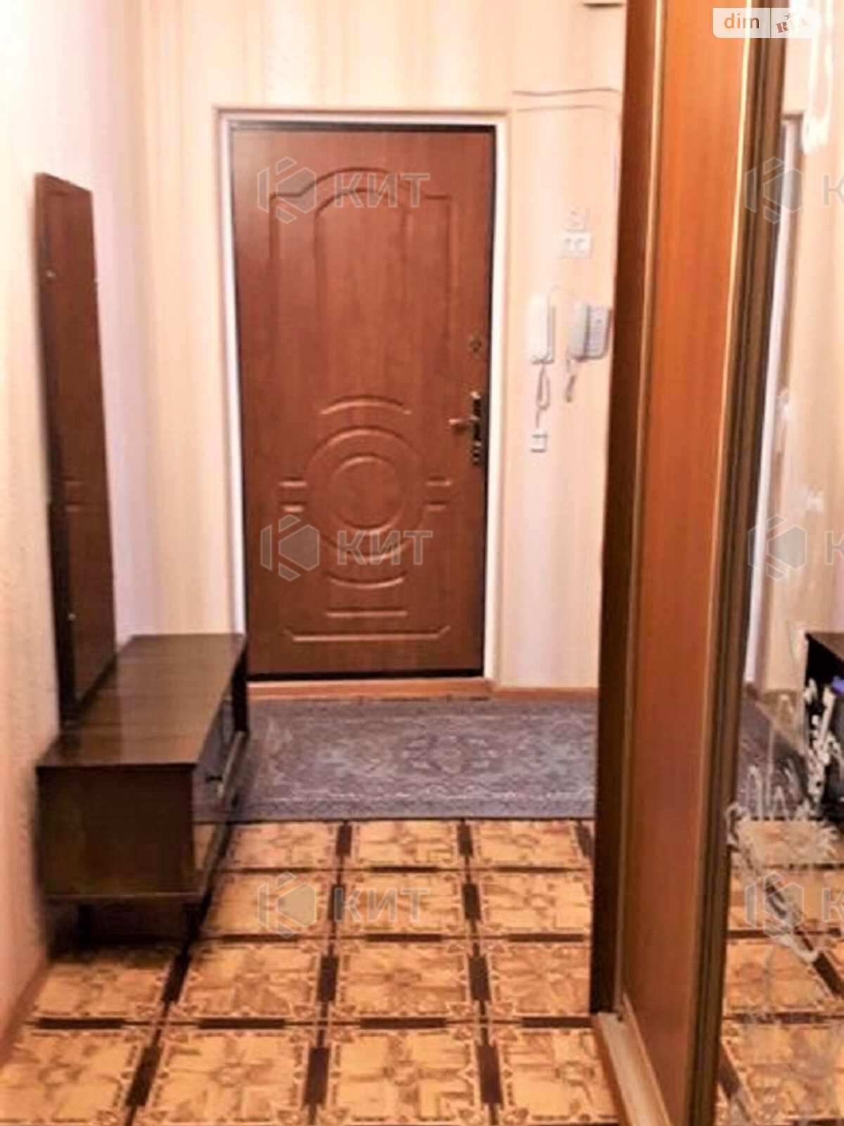 Продаж трикімнатної квартири в Харкові, на вул. Амосова 5, район 624-ий мікрорайон фото 1 Продаж трикімнатної квартири в Харкові, на вул. Амосова 5, район 624-ий мікрорайон фото 1