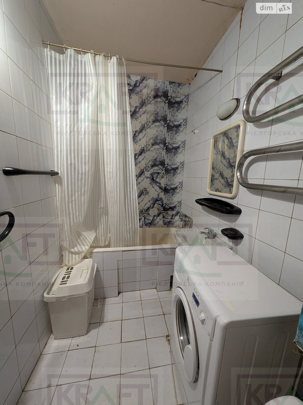 Продажа трехкомнатной квартиры в Харькове, на ул. Амосова 27, район 625-ый микрорайон фото 1 Продажа трехкомнатной квартиры в Харькове, на ул. Амосова 27, район 625-ый микрорайон фото 1