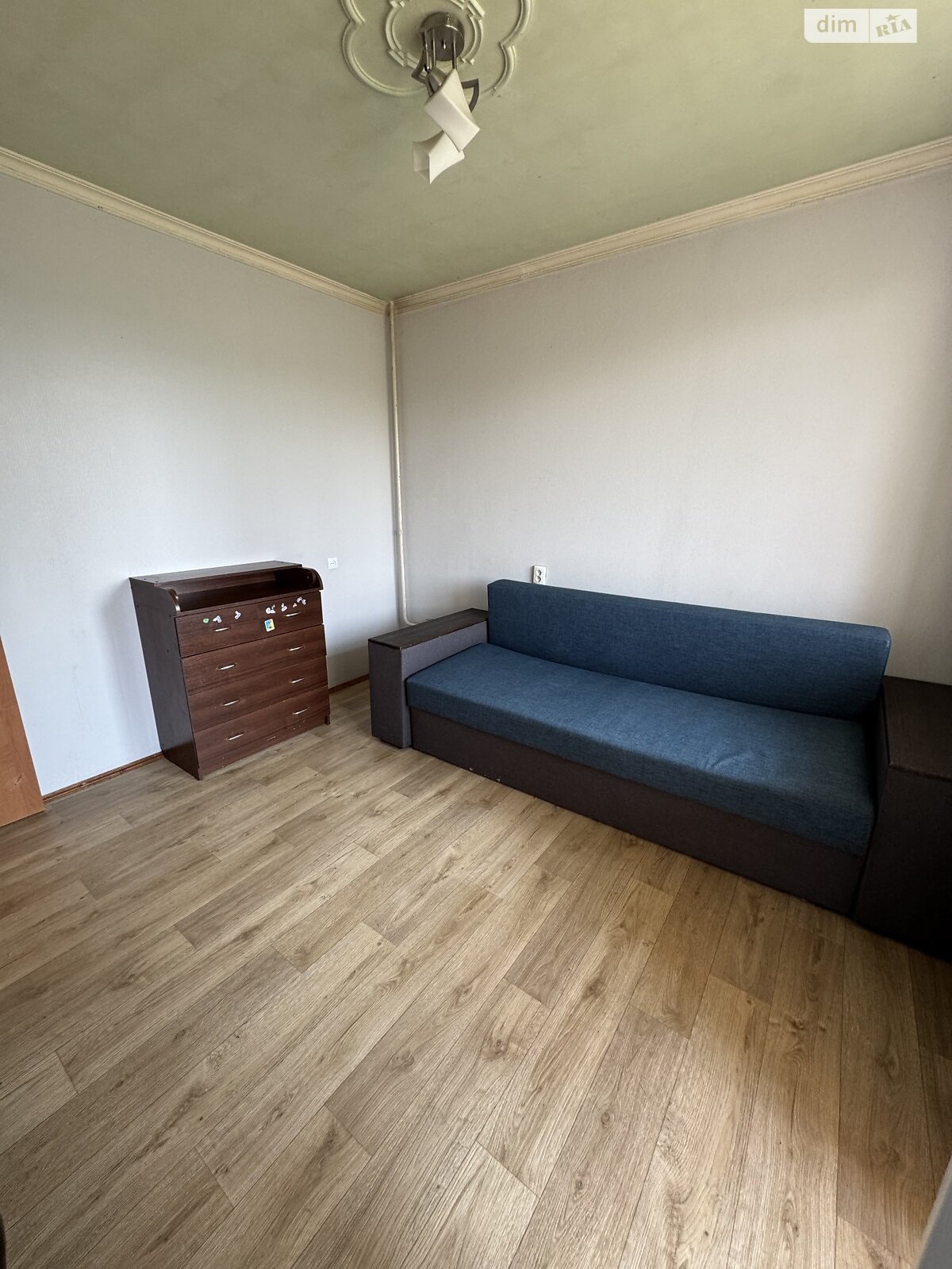 Продажа трехкомнатной квартиры в Харькове, на ул. Амосова 27, район 625-ый микрорайон фото 1 Продажа трехкомнатной квартиры в Харькове, на ул. Амосова 27, район 625-ый микрорайон фото 1
