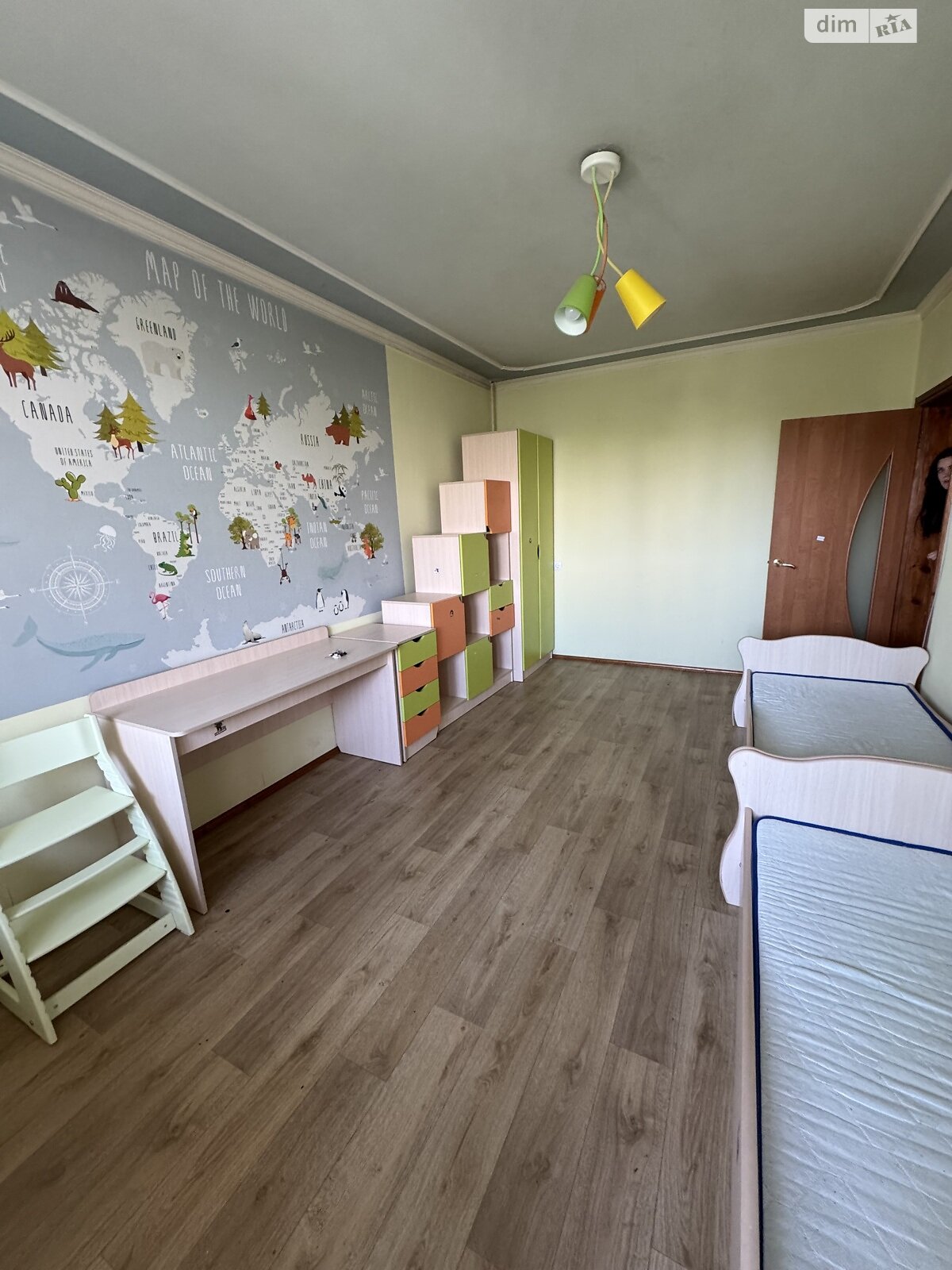 Продажа трехкомнатной квартиры в Харькове, на ул. Амосова 27, район 625-ый микрорайон фото 1 Продажа трехкомнатной квартиры в Харькове, на ул. Амосова 27, район 625-ый микрорайон фото 1