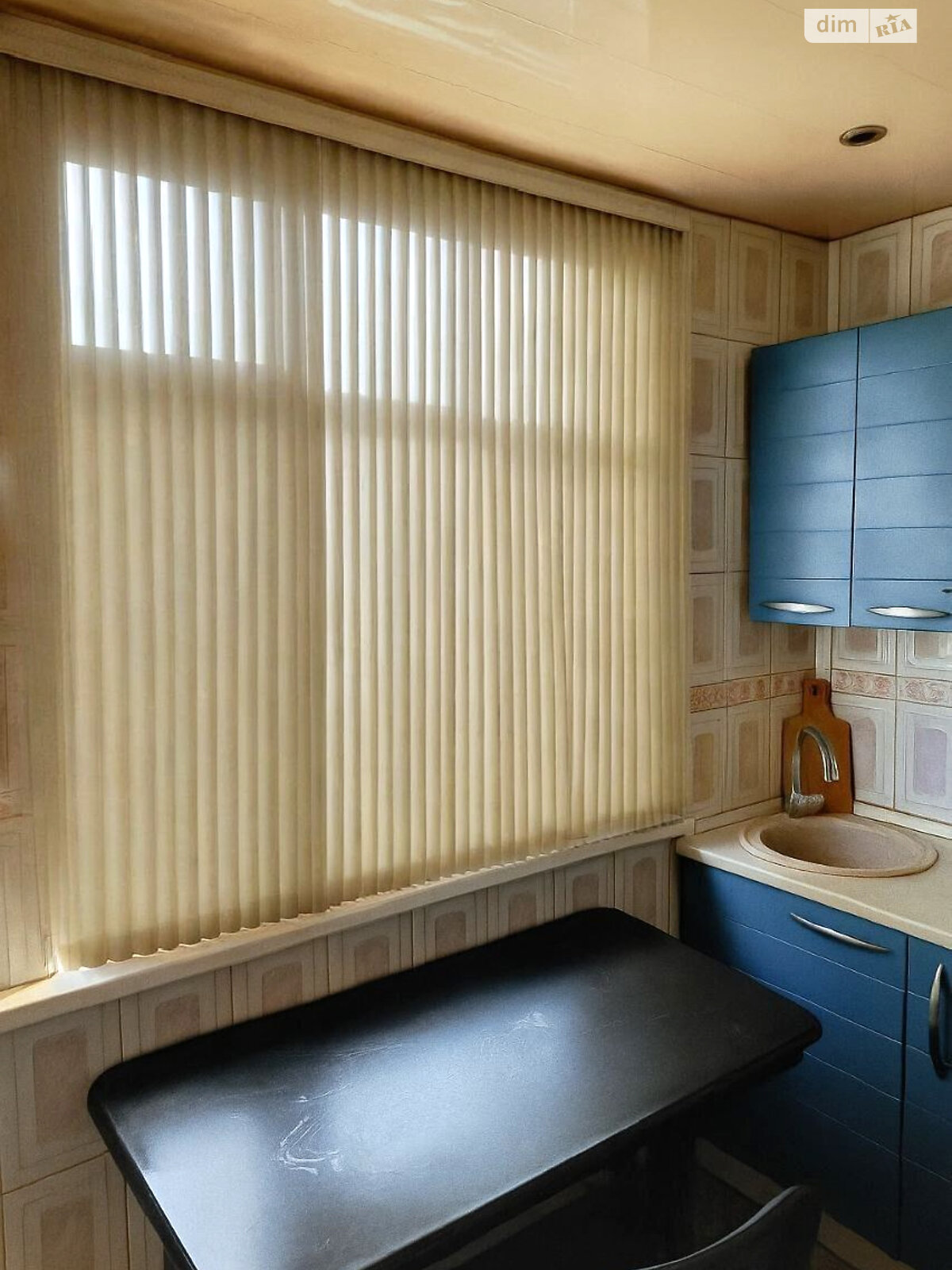 Продажа трехкомнатной квартиры в Харькове, на ул. Амосова 23, район 625-ый микрорайон фото 1 Продажа трехкомнатной квартиры в Харькове, на ул. Амосова 23, район 625-ый микрорайон фото 1