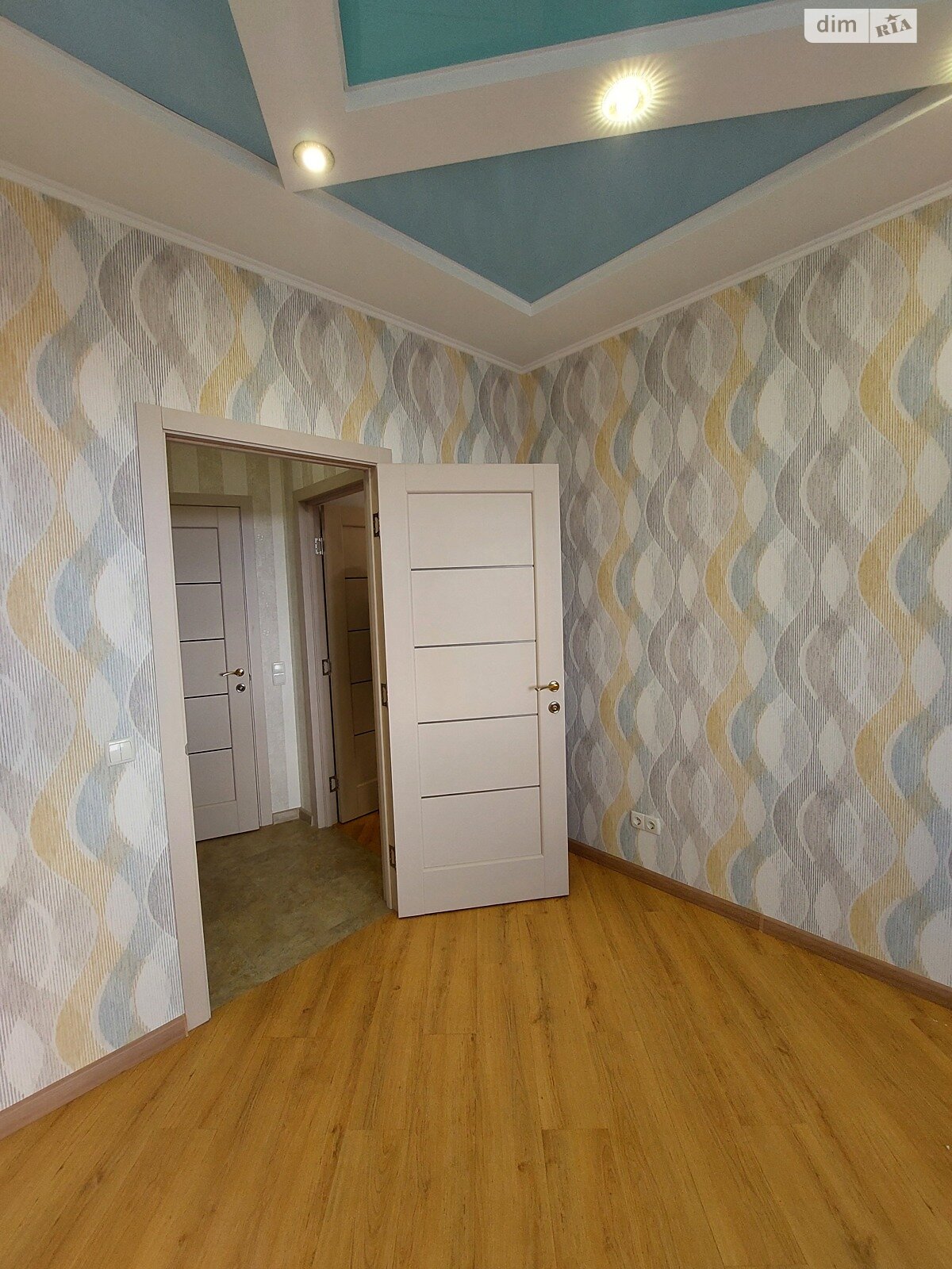 Продажа двухкомнатной квартиры в Харькове, на ул. Стуса Василия 21, район 625-ый микрорайон фото 1 Продажа двухкомнатной квартиры в Харькове, на ул. Стуса Василия 21, район 625-ый микрорайон фото 1