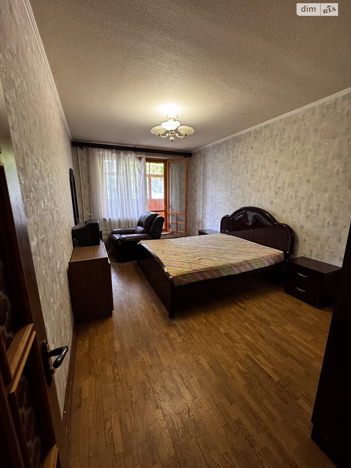 Продажа трехкомнатной квартиры в Харькове, на ул. Амосова 52, район 626-ый микрорайон фото 1 Продажа трехкомнатной квартиры в Харькове, на ул. Амосова 52, район 626-ый микрорайон фото 1