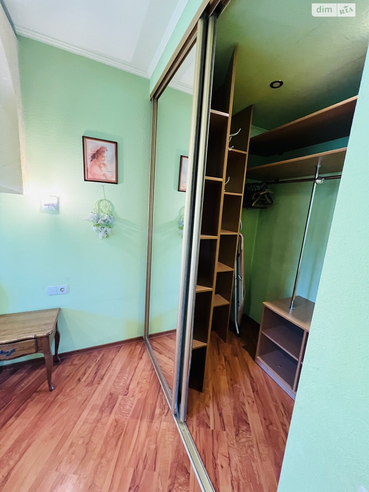 Продажа трехкомнатной квартиры в Харькове, на ул. Единства 185, район 626-ый микрорайон фото 1 Продажа трехкомнатной квартиры в Харькове, на ул. Единства 185, район 626-ый микрорайон фото 1