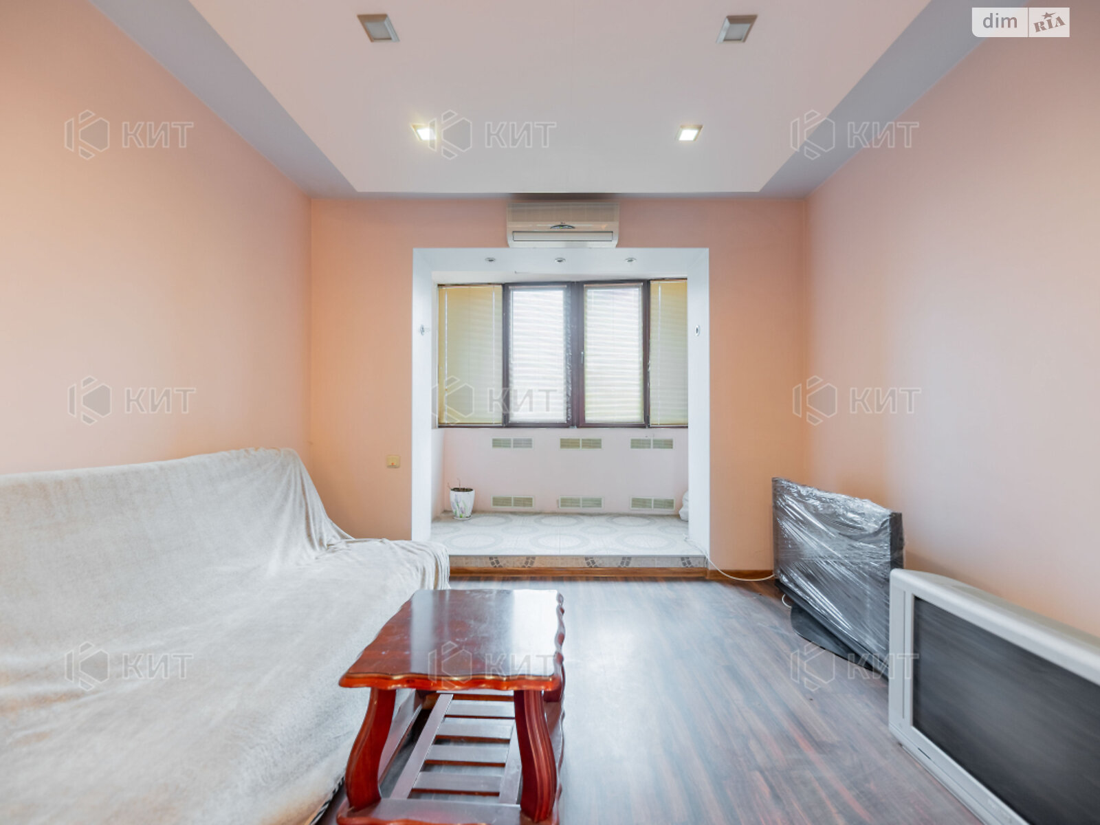 Продажа четырехкомнатной квартиры в Харькове, на ул. Единства 177Б, район 626-ый микрорайон фото 1 Продажа четырехкомнатной квартиры в Харькове, на ул. Единства 177Б, район 626-ый микрорайон фото 1