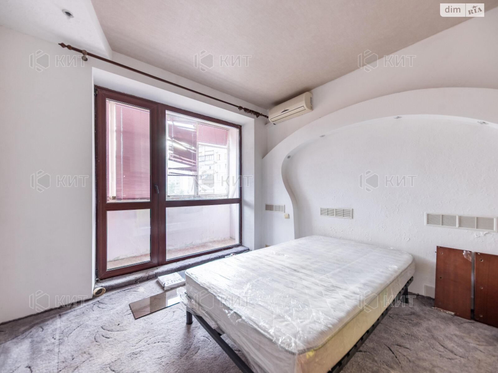 Продажа четырехкомнатной квартиры в Харькове, на ул. Единства 177Б, район 626-ый микрорайон фото 1 Продажа четырехкомнатной квартиры в Харькове, на ул. Единства 177Б, район 626-ый микрорайон фото 1