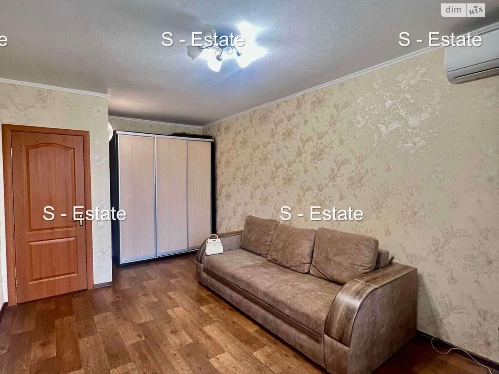 Продаж двокімнатної квартири в Харкові, на вул. Велозаводська 37, район 627-ий мікрорайон фото 1 Продаж двокімнатної квартири в Харкові, на вул. Велозаводська 37, район 627-ий мікрорайон фото 1