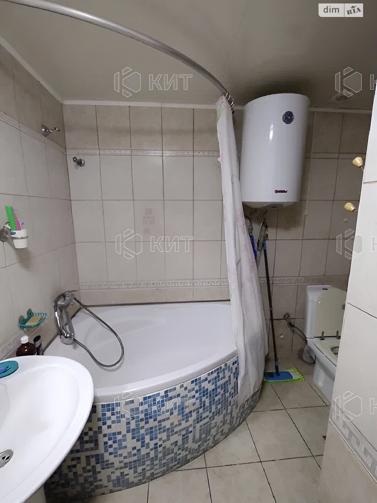 Продаж чотирикімнатної квартири в Харкові, на просп. Аерокосмічний 201, фото 1 Продаж чотирикімнатної квартири в Харкові, на просп. Аерокосмічний 201, фото 1