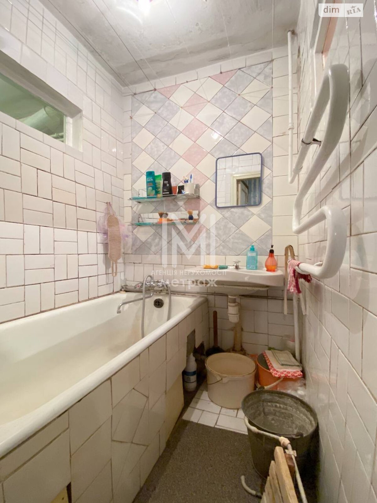 Продажа трехкомнатной квартиры в Харькове, на пер. Пилотов 3, район Основянский фото 1 Продажа трехкомнатной квартиры в Харькове, на пер. Пилотов 3, район Основянский фото 1