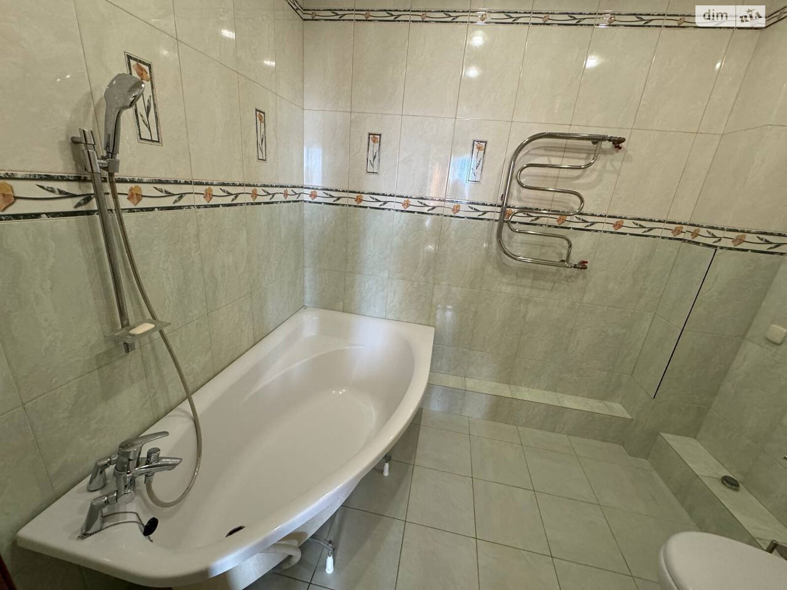 Продаж двокімнатної квартири в Харкові, на вул. Олександра Чабана 1Б, район Олексїївка фото 1 Продаж двокімнатної квартири в Харкові, на вул. Олександра Чабана 1Б, район Олексїївка фото 1