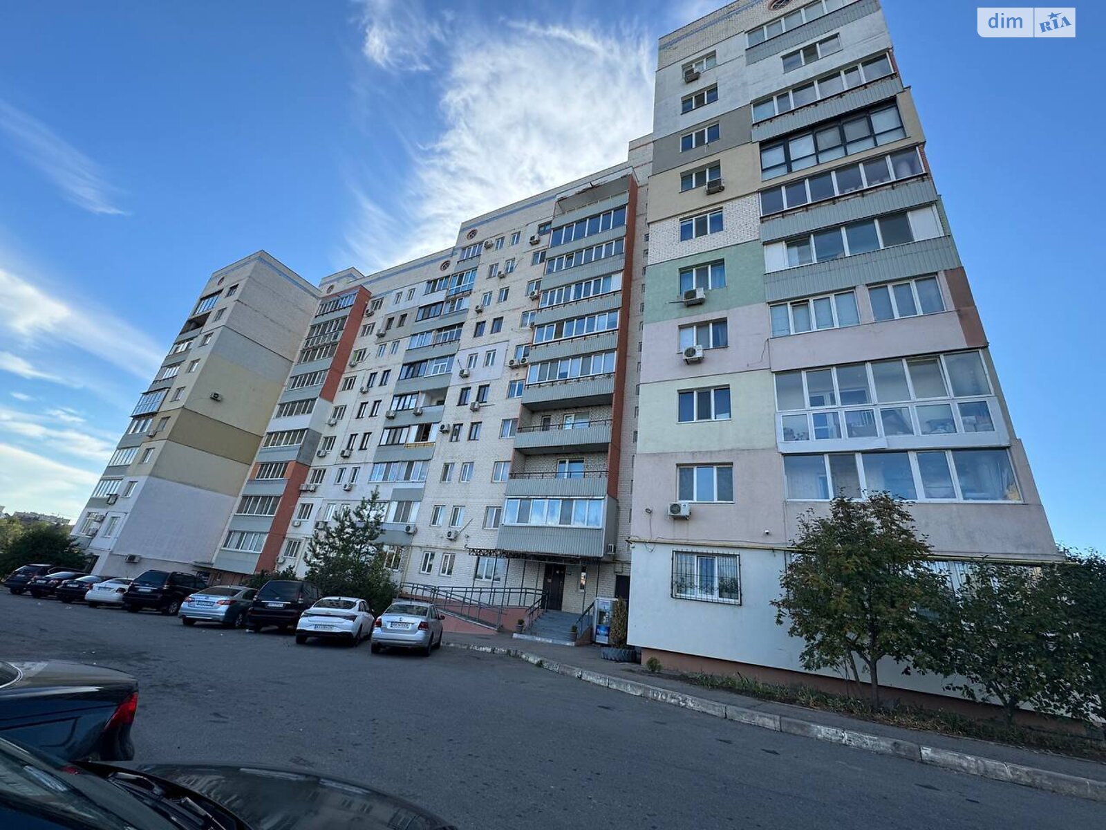 Продаж двокімнатної квартири в Харкові, на вул. Олександра Чабана 1Б, район Олексїївка фото 1 Продаж двокімнатної квартири в Харкові, на вул. Олександра Чабана 1Б, район Олексїївка фото 1