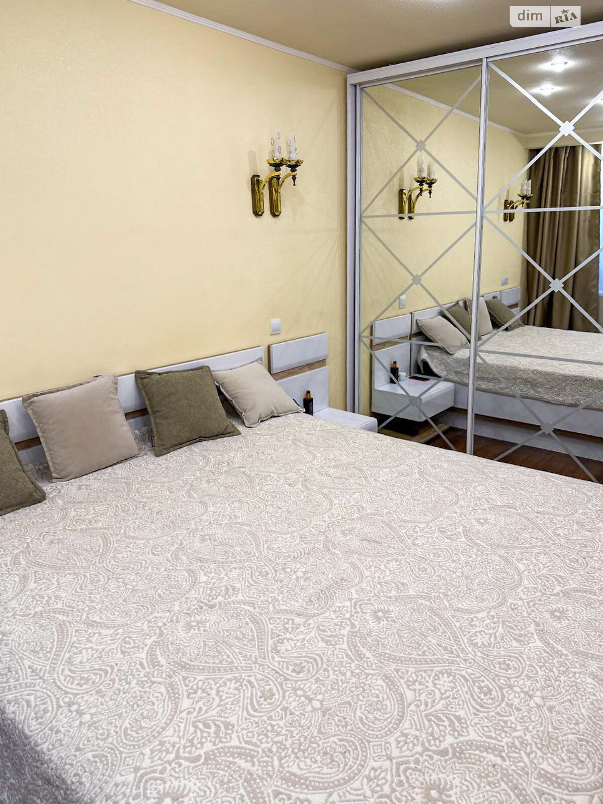 Продаж чотирикімнатної квартири в Харкові, на вул. Олексіївська 14Б, район Олексїївка фото 1 Продаж чотирикімнатної квартири в Харкові, на вул. Олексіївська 14Б, район Олексїївка фото 1