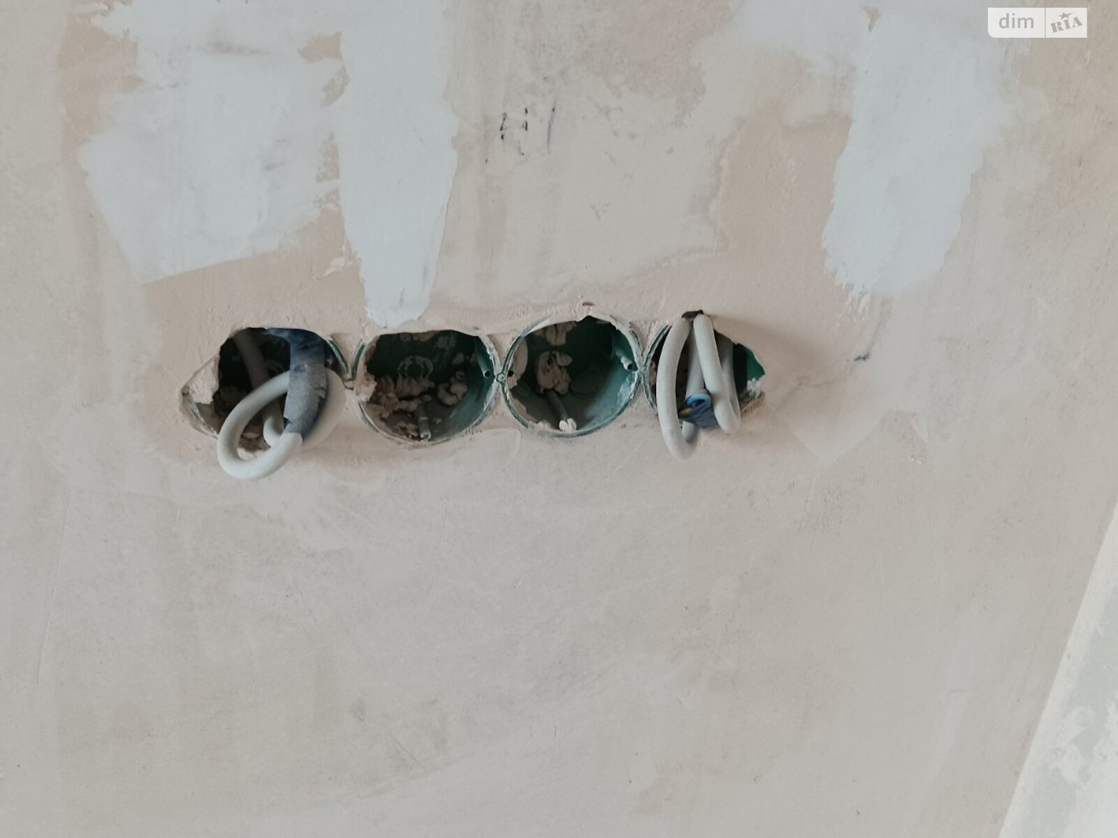 Продажа однокомнатной квартиры в Харькове, на ул. Домостроительная 3, район Алексеевка фото 1 Продажа однокомнатной квартиры в Харькове, на ул. Домостроительная 3, район Алексеевка фото 1