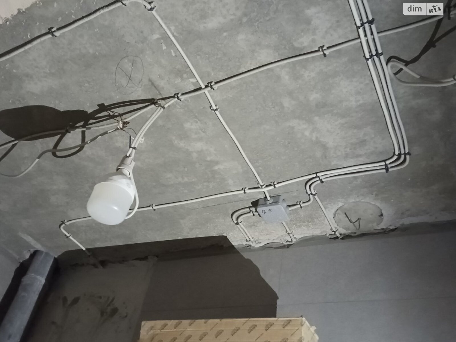 Продажа однокомнатной квартиры в Харькове, на ул. Домостроительная 3, район Алексеевка фото 1 Продажа однокомнатной квартиры в Харькове, на ул. Домостроительная 3, район Алексеевка фото 1