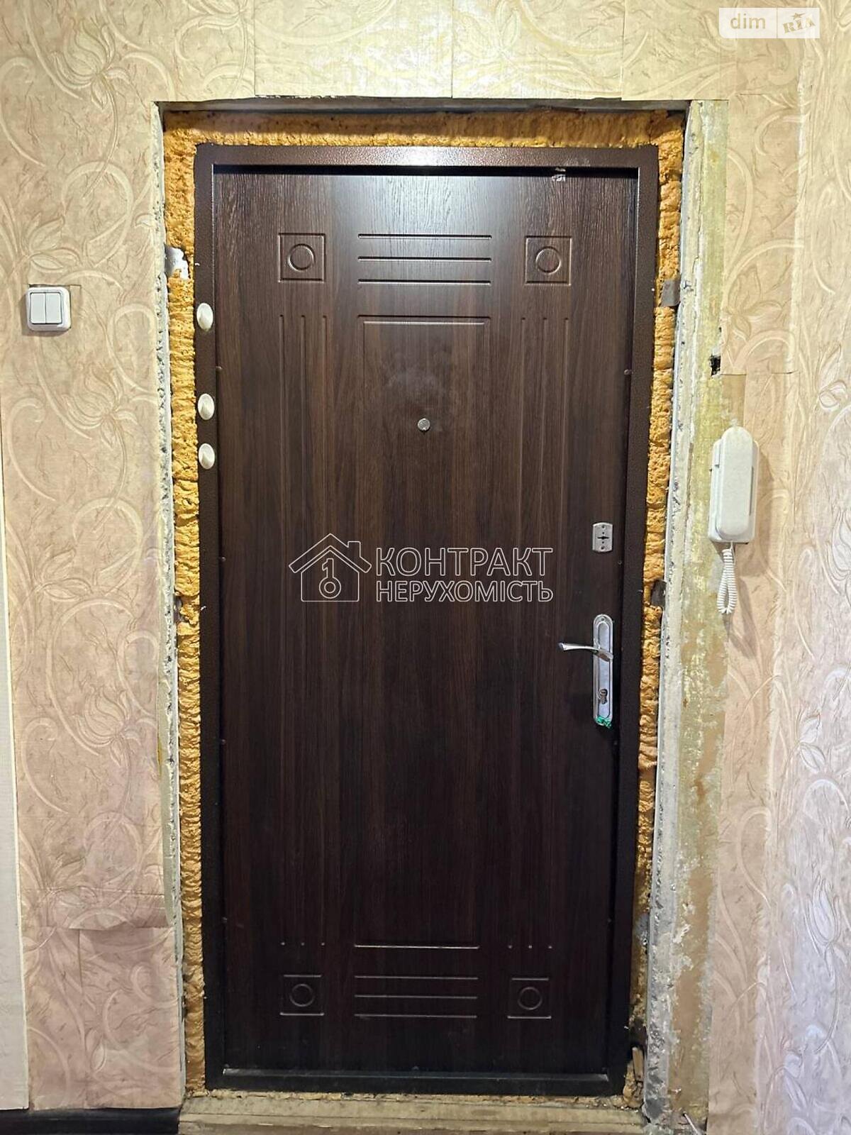 Продаж трикімнатної квартири в Харкові, на вул. Енвера Ахсарова, район Олексїївка фото 1 Продаж трикімнатної квартири в Харкові, на вул. Енвера Ахсарова, район Олексїївка фото 1