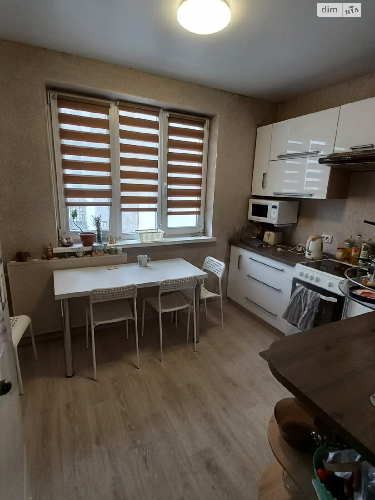 Продажа трехкомнатной квартиры в Харькове, на ул. Энвера Ахсарова 9, район Алексеевка фото 1 Продажа трехкомнатной квартиры в Харькове, на ул. Энвера Ахсарова 9, район Алексеевка фото 1