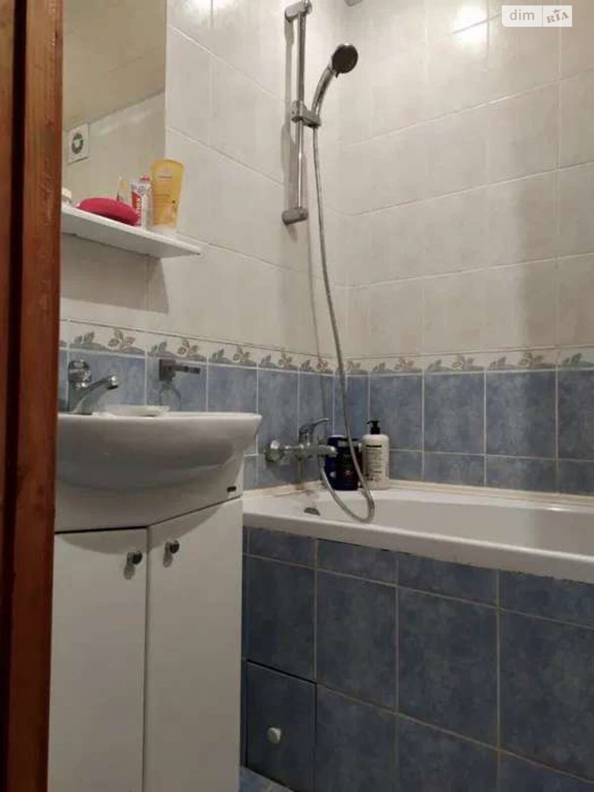 Продажа трехкомнатной квартиры в Харькове, на ул. Энвера Ахсарова 9, кв. 69, район Алексеевка фото 1 Продажа трехкомнатной квартиры в Харькове, на ул. Энвера Ахсарова 9, кв. 69, район Алексеевка фото 1