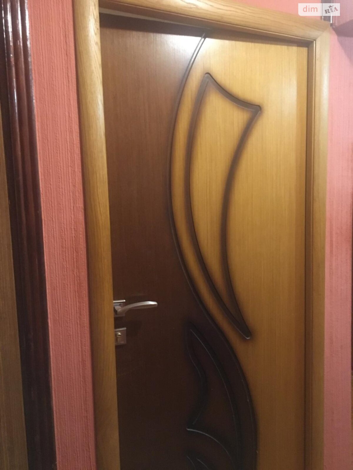 Продаж трикімнатної квартири в Харкові, на вул. Енвера Ахсарова 11, район Олексїївка фото 1 Продаж трикімнатної квартири в Харкові, на вул. Енвера Ахсарова 11, район Олексїївка фото 1
