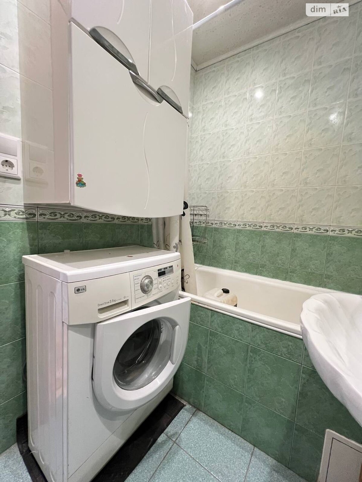 Продажа двухкомнатной квартиры в Харькове, на ул. Энвера Ахсарова 3, район Алексеевка фото 1 Продажа двухкомнатной квартиры в Харькове, на ул. Энвера Ахсарова 3, район Алексеевка фото 1