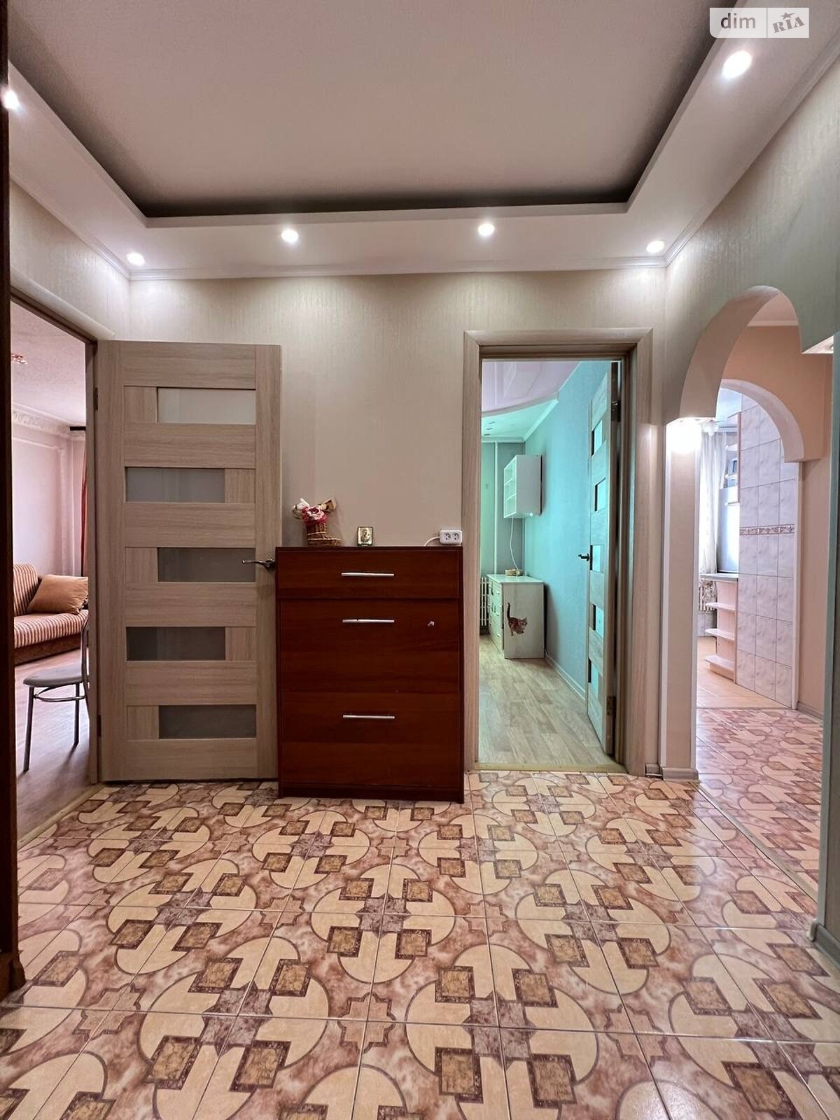 Продажа двухкомнатной квартиры в Харькове, на ул. Энвера Ахсарова 3, район Алексеевка фото 1 Продажа двухкомнатной квартиры в Харькове, на ул. Энвера Ахсарова 3, район Алексеевка фото 1