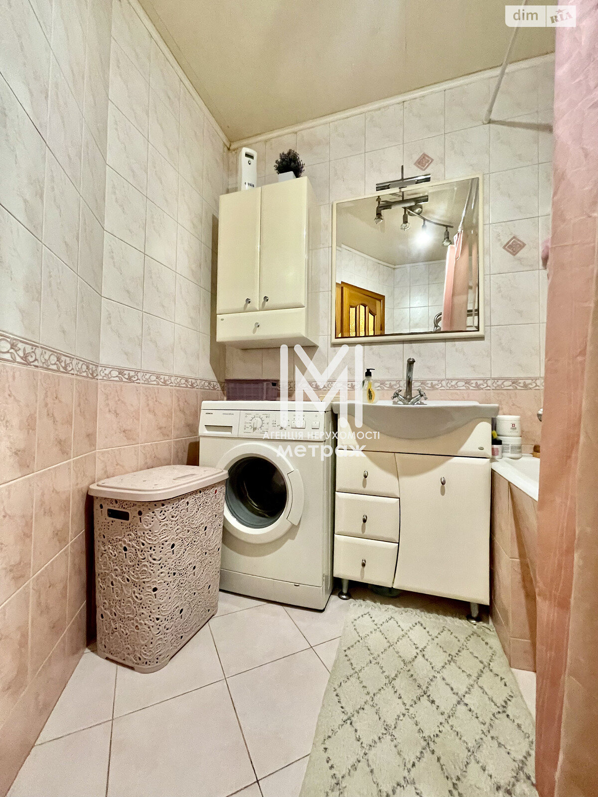 Продажа трехкомнатной квартиры в Харькове, на ул. Клочковская 276, район Алексеевка фото 1 Продажа трехкомнатной квартиры в Харькове, на ул. Клочковская 276, район Алексеевка фото 1