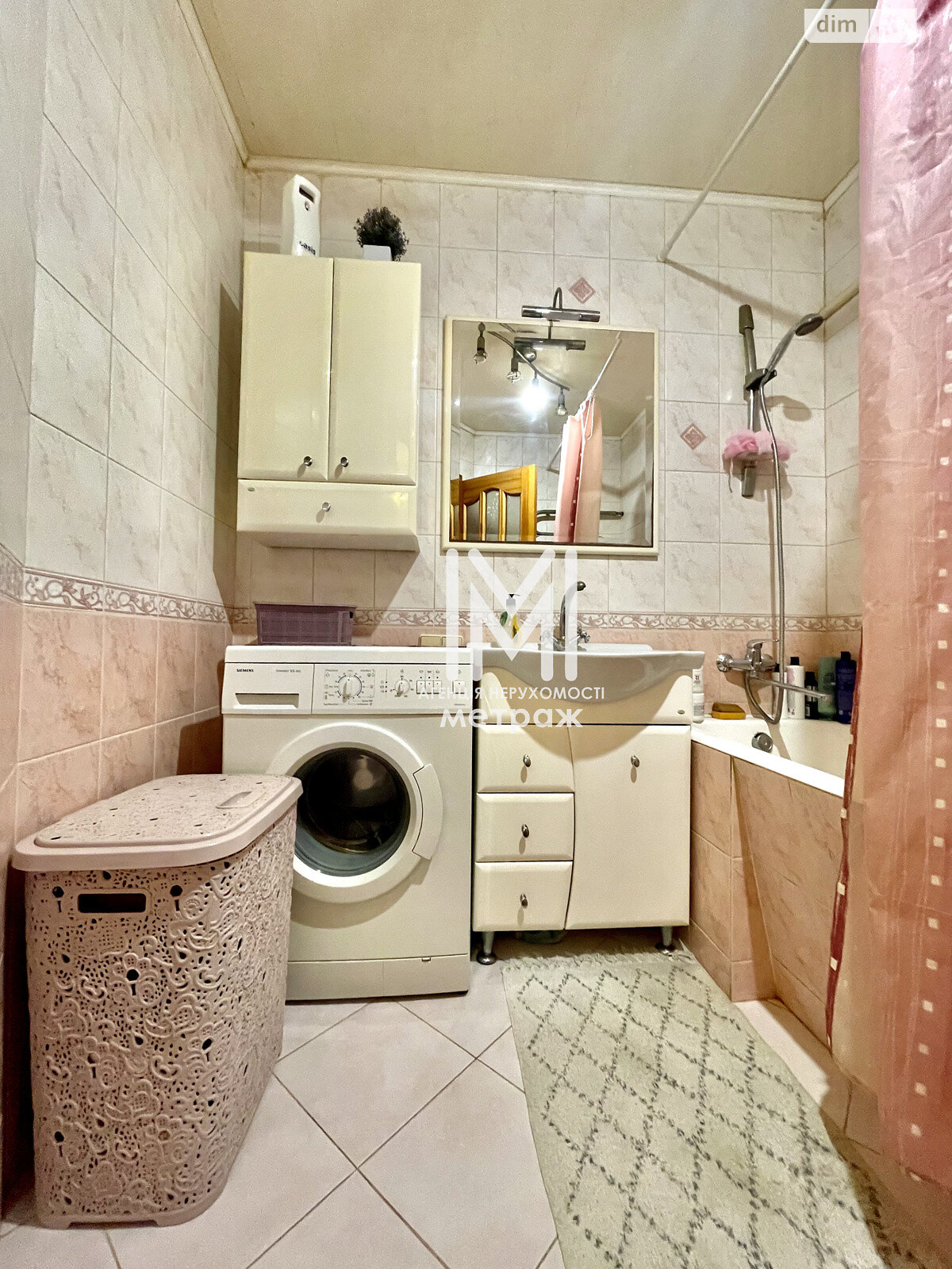 Продажа трехкомнатной квартиры в Харькове, на ул. Клочковская 276, район Алексеевка фото 1 Продажа трехкомнатной квартиры в Харькове, на ул. Клочковская 276, район Алексеевка фото 1