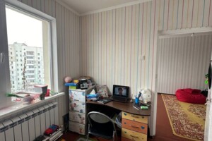 Продажа четырехкомнатной квартиры в Харькове, на просп. Победы 48А, район Алексеевка фото 2
