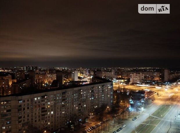 Продажа двухкомнатной квартиры в Харькове, на просп. Победы 65г район Алексеевка фото 1 Продажа двухкомнатной квартиры в Харькове, на просп. Победы 65г район Алексеевка фото 1