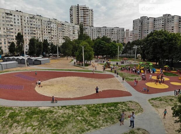 Продажа двухкомнатной квартиры в Харькове, на просп. Победы 65г район Алексеевка фото 1 Продажа двухкомнатной квартиры в Харькове, на просп. Победы 65г район Алексеевка фото 1