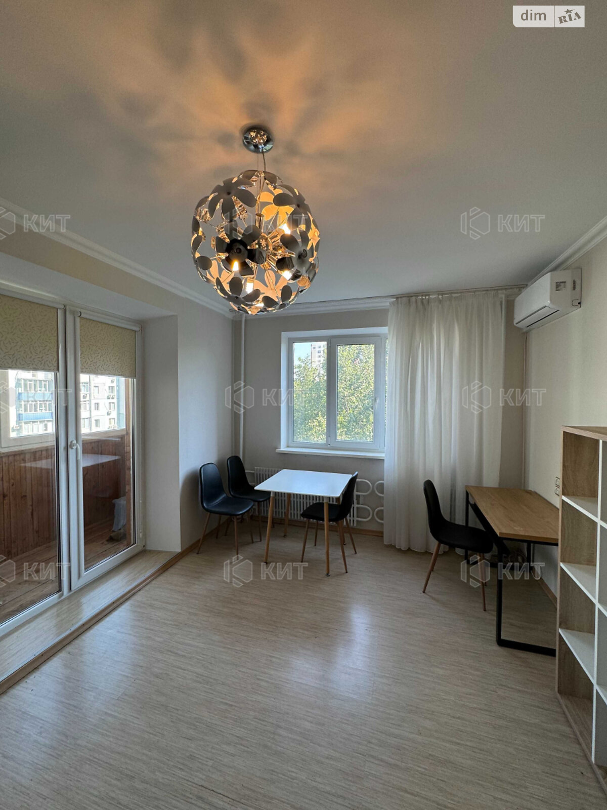 Продаж двокімнатної квартири в Харкові, на просп. Перемоги 66А, район Олексїївка фото 1 Продаж двокімнатної квартири в Харкові, на просп. Перемоги 66А, район Олексїївка фото 1