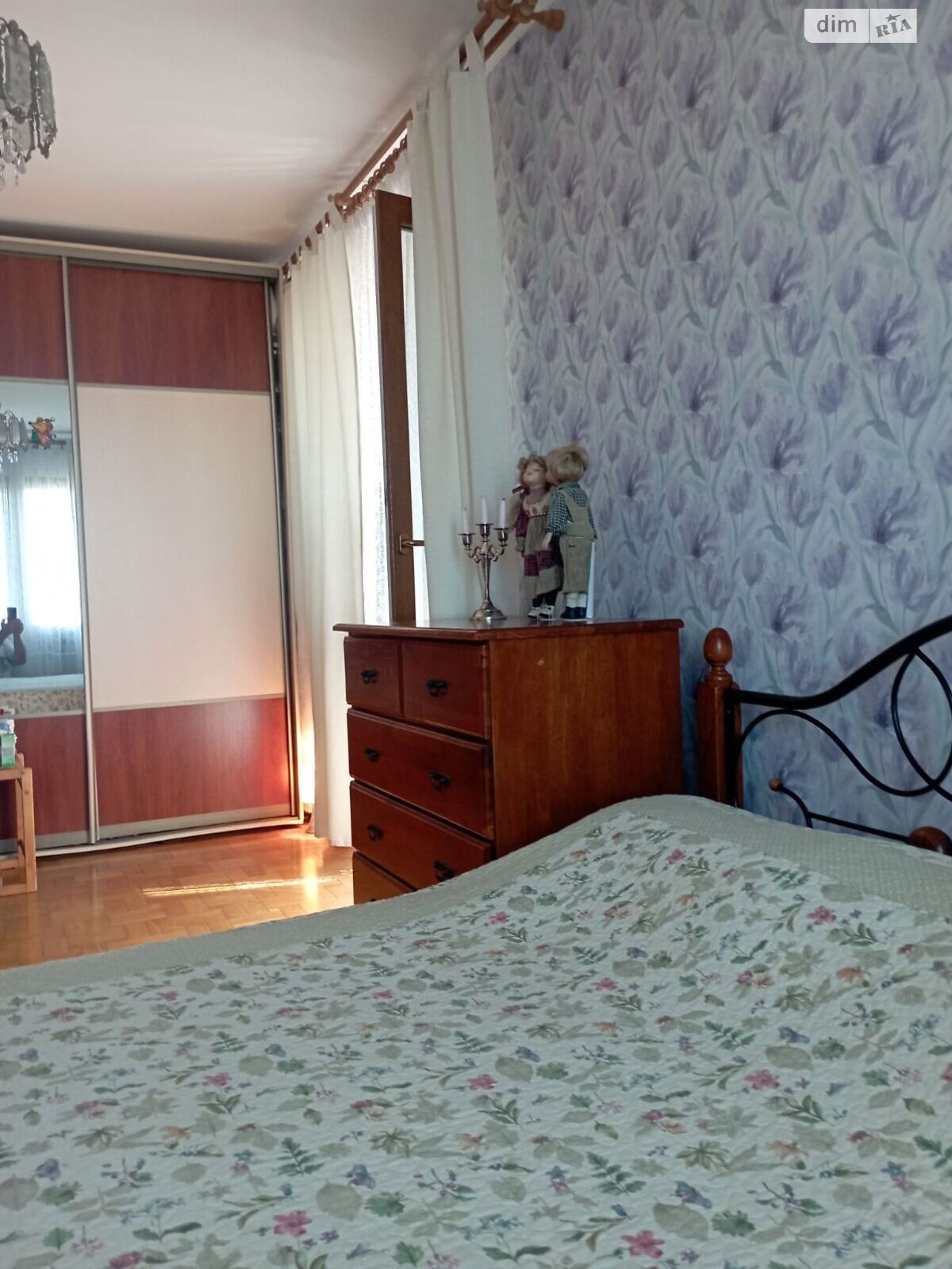 Продажа четырехкомнатной квартиры в Харькове, на просп. Победы 65, район Алексеевка фото 1 Продажа четырехкомнатной квартиры в Харькове, на просп. Победы 65, район Алексеевка фото 1