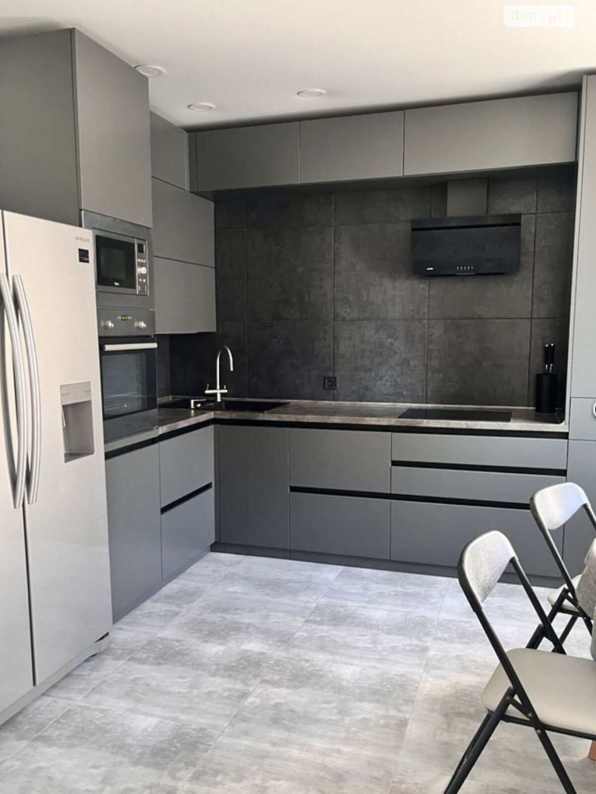 Продаж двокімнатної квартири в Харкові, на просп. Перемоги 87, район Олексїївка фото 1 Продаж двокімнатної квартири в Харкові, на просп. Перемоги 87, район Олексїївка фото 1