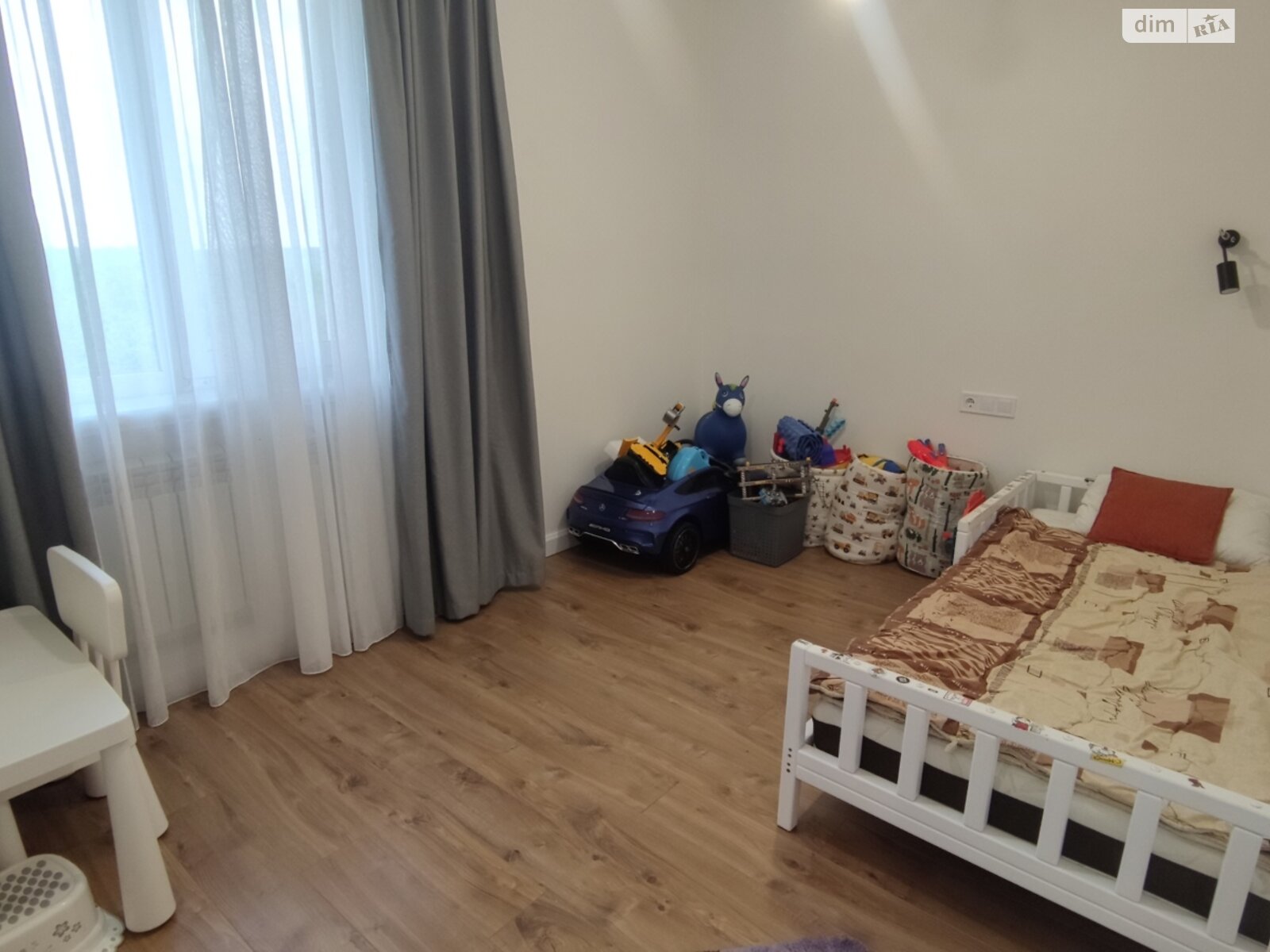 Продаж двокімнатної квартири в Харкові, на просп. Перемоги 89, район Олексїївка фото 1 Продаж двокімнатної квартири в Харкові, на просп. Перемоги 89, район Олексїївка фото 1